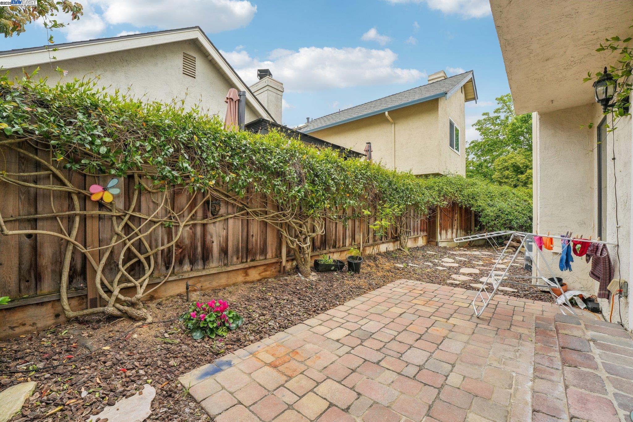 Detail Gallery Image 45 of 57 For 2986 Liberty Dr, Pleasanton,  CA 94566 - 3 Beds | 2/1 Baths