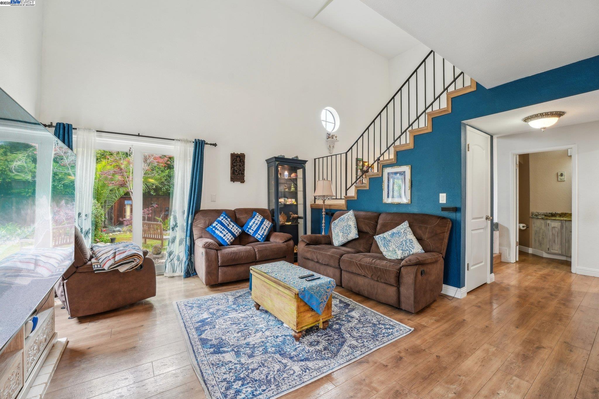Detail Gallery Image 6 of 57 For 2986 Liberty Dr, Pleasanton,  CA 94566 - 3 Beds | 2/1 Baths