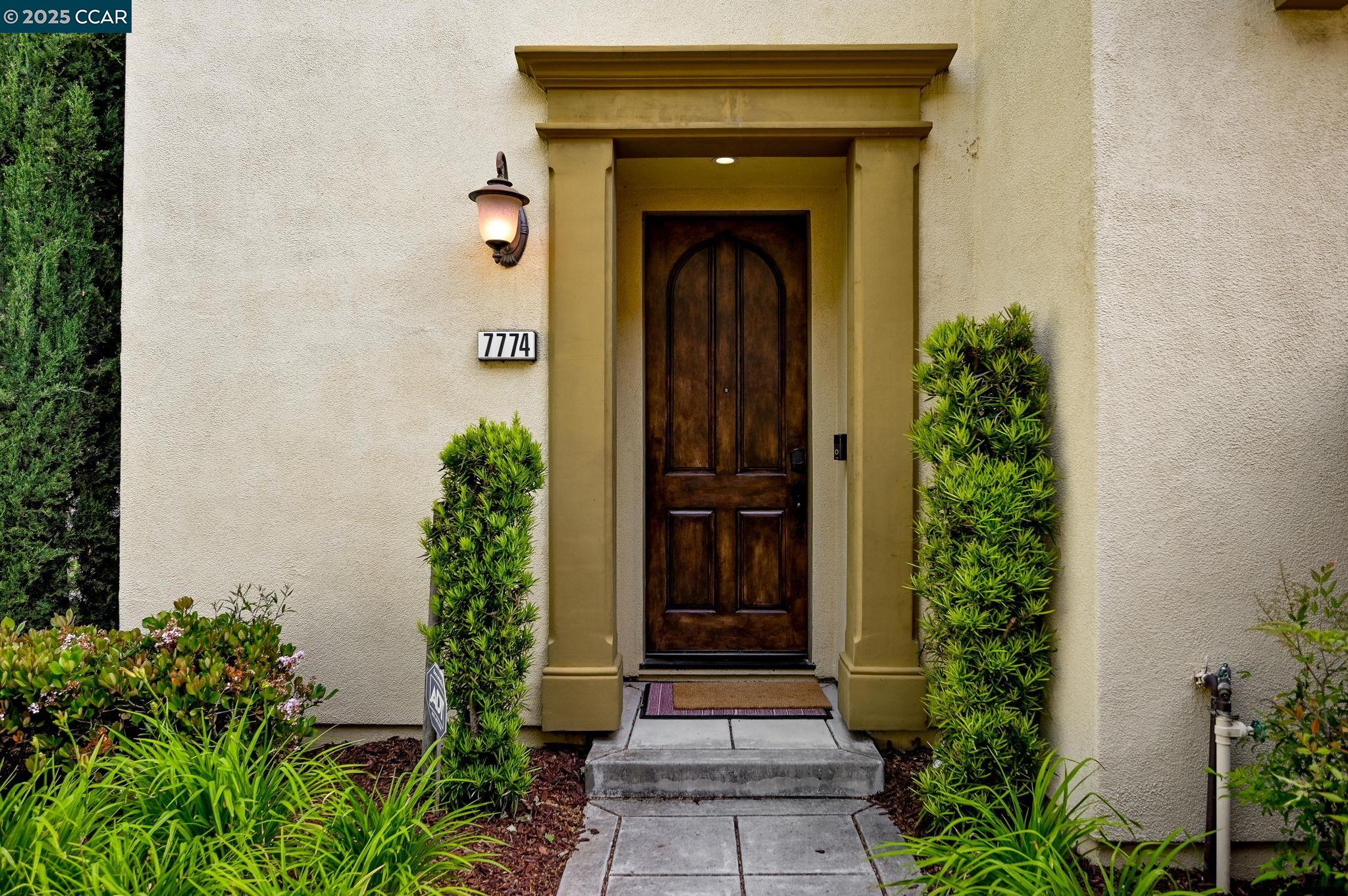 Detail Gallery Image 4 of 53 For 7774 Stoneleaf Rd, San Ramon,  CA 94582 - 3 Beds | 3 Baths
