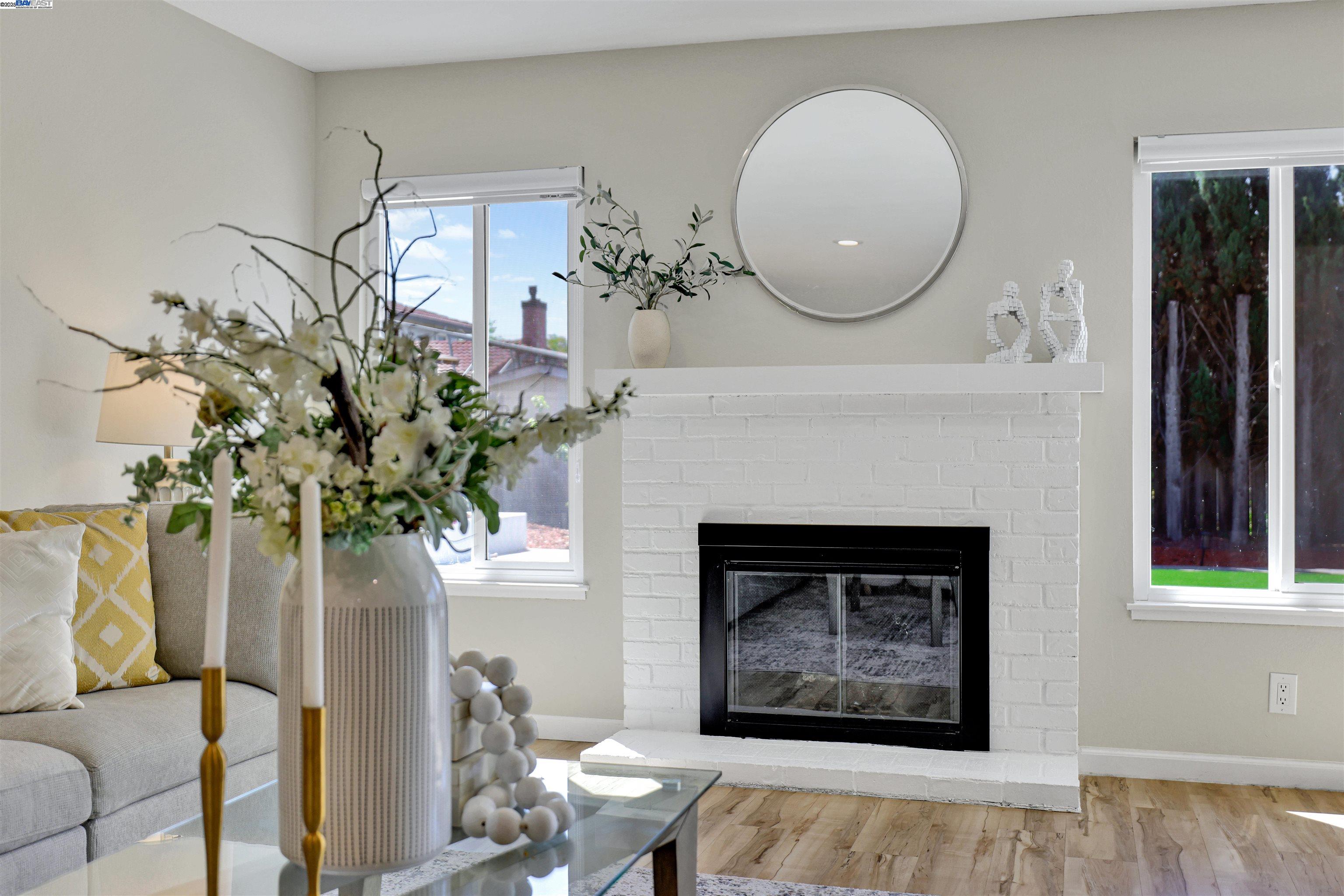 Detail Gallery Image 15 of 44 For 225 Kansas Way, Fremont,  CA 94539 - 3 Beds | 2 Baths
