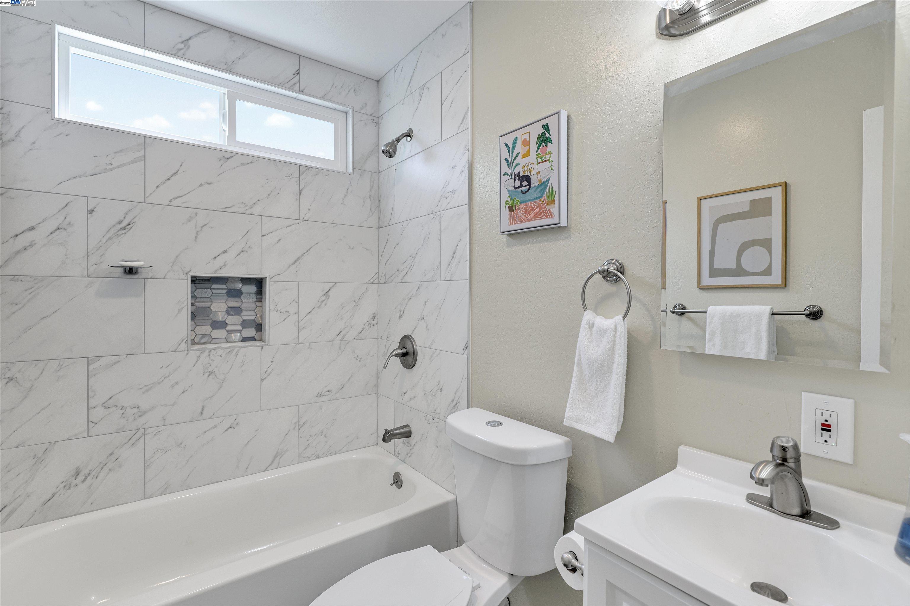 Detail Gallery Image 23 of 44 For 225 Kansas Way, Fremont,  CA 94539 - 3 Beds | 2 Baths