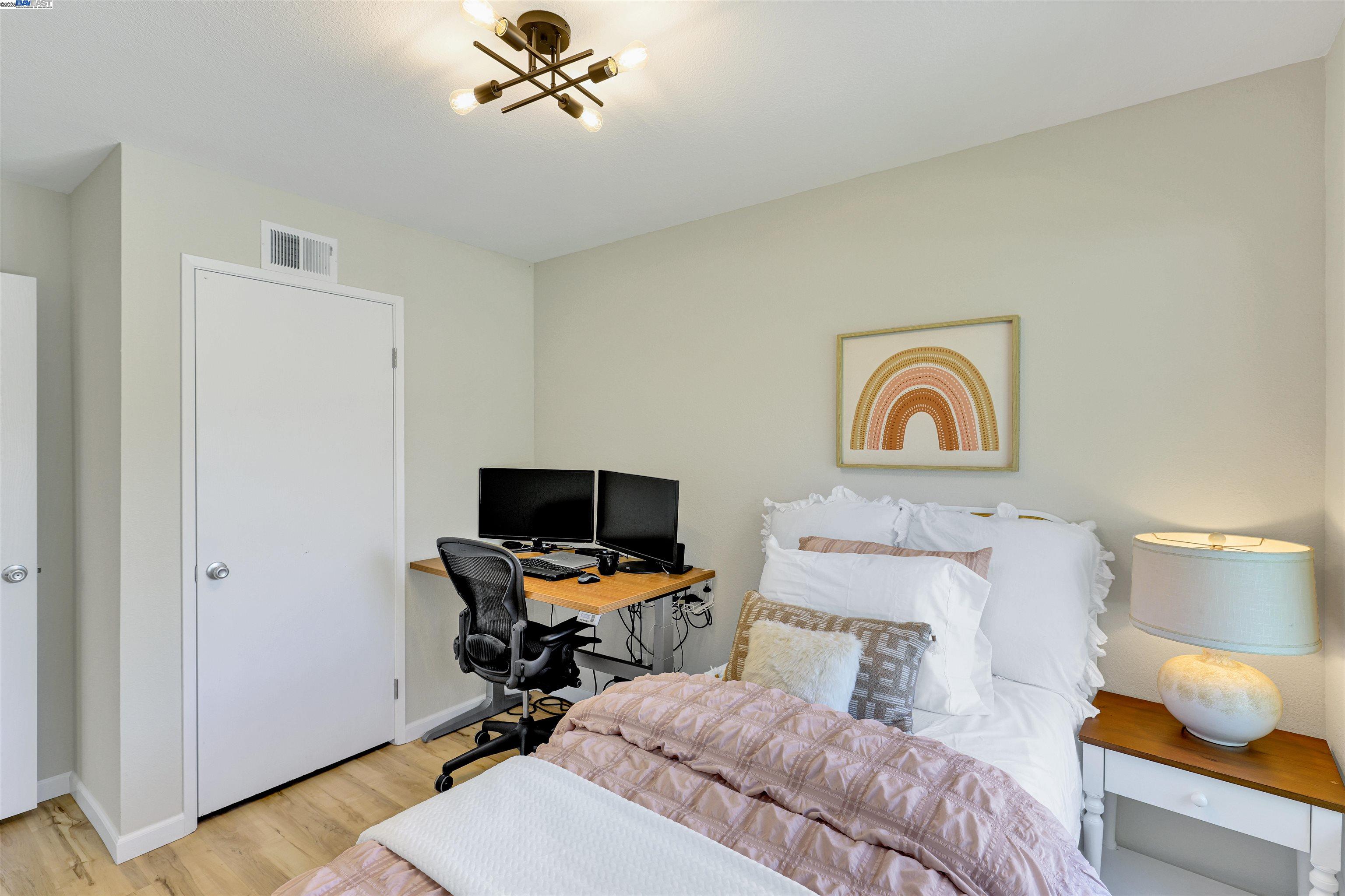 Detail Gallery Image 25 of 44 For 225 Kansas Way, Fremont,  CA 94539 - 3 Beds | 2 Baths