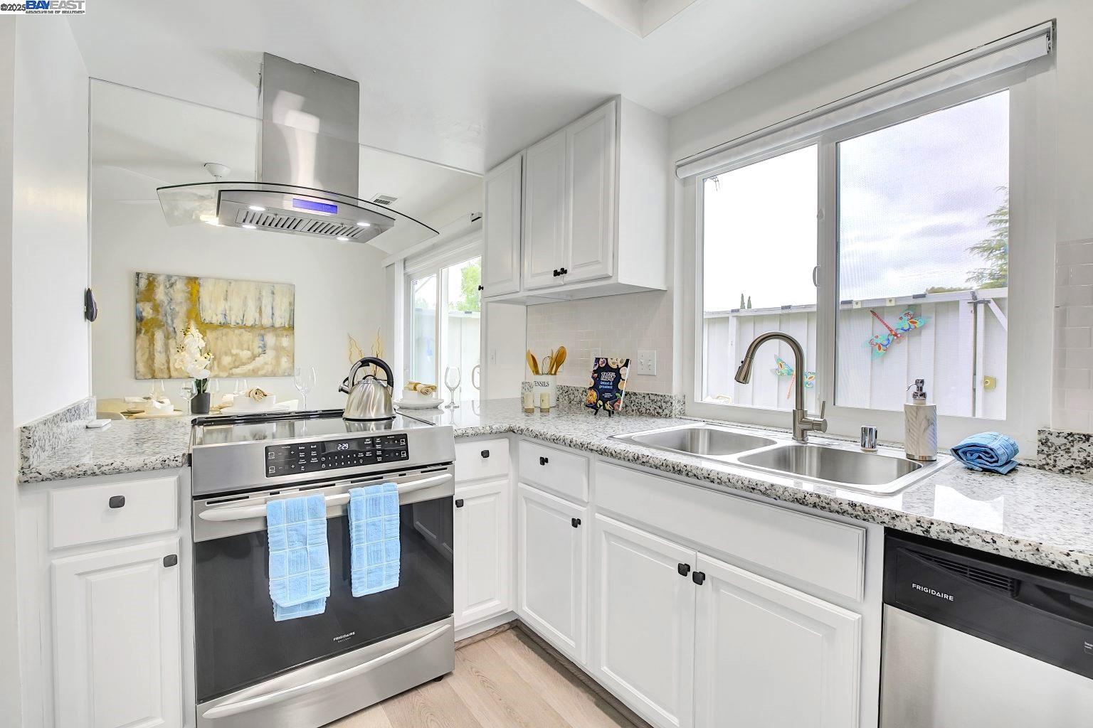 Detail Gallery Image 10 of 29 For 35223 Lido Blvd, Newark,  CA 94560 - 2 Beds | 1/1 Baths