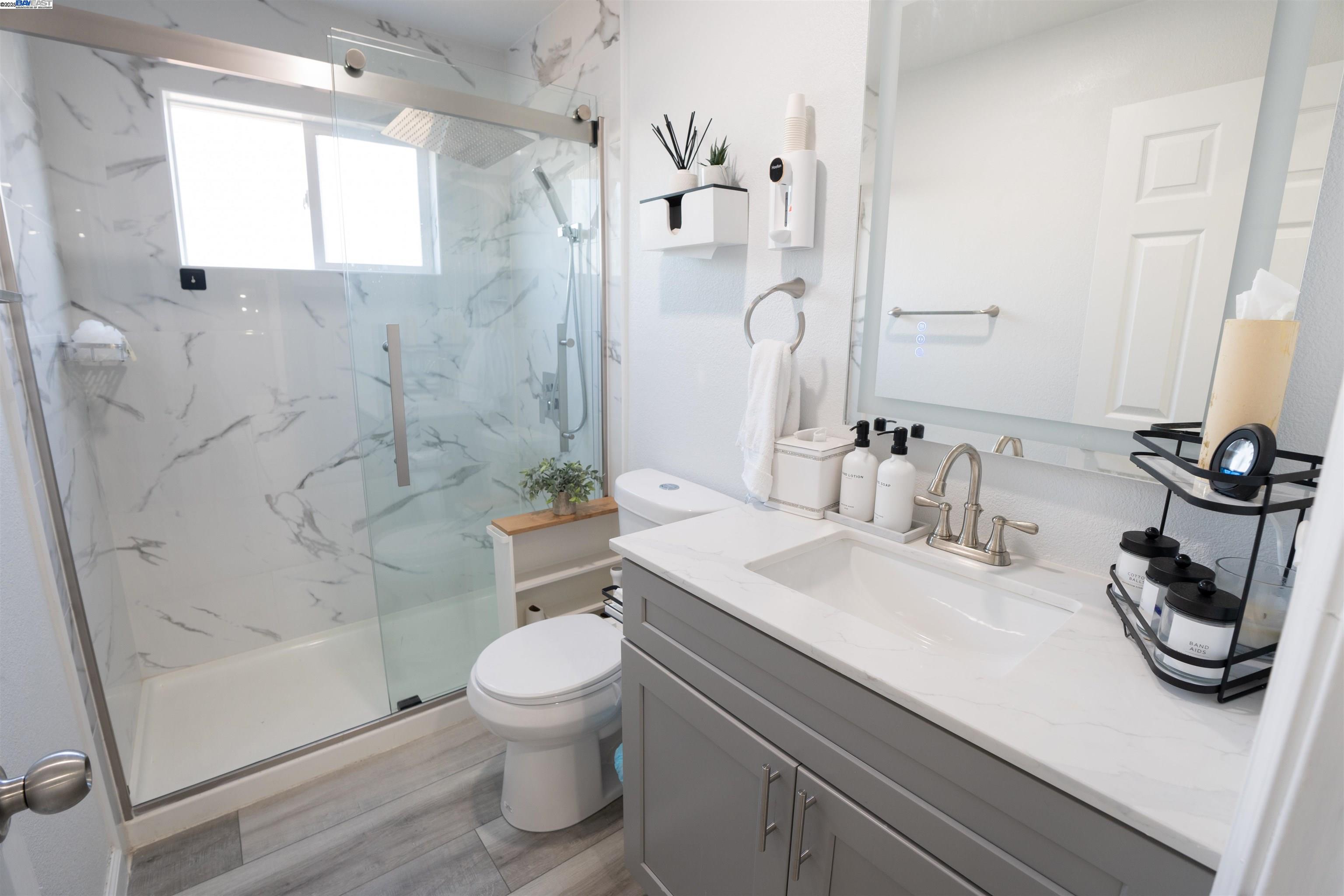 Detail Gallery Image 2 of 8 For 22123 Peralta St, Hayward,  CA 94541 - – Beds | – Baths