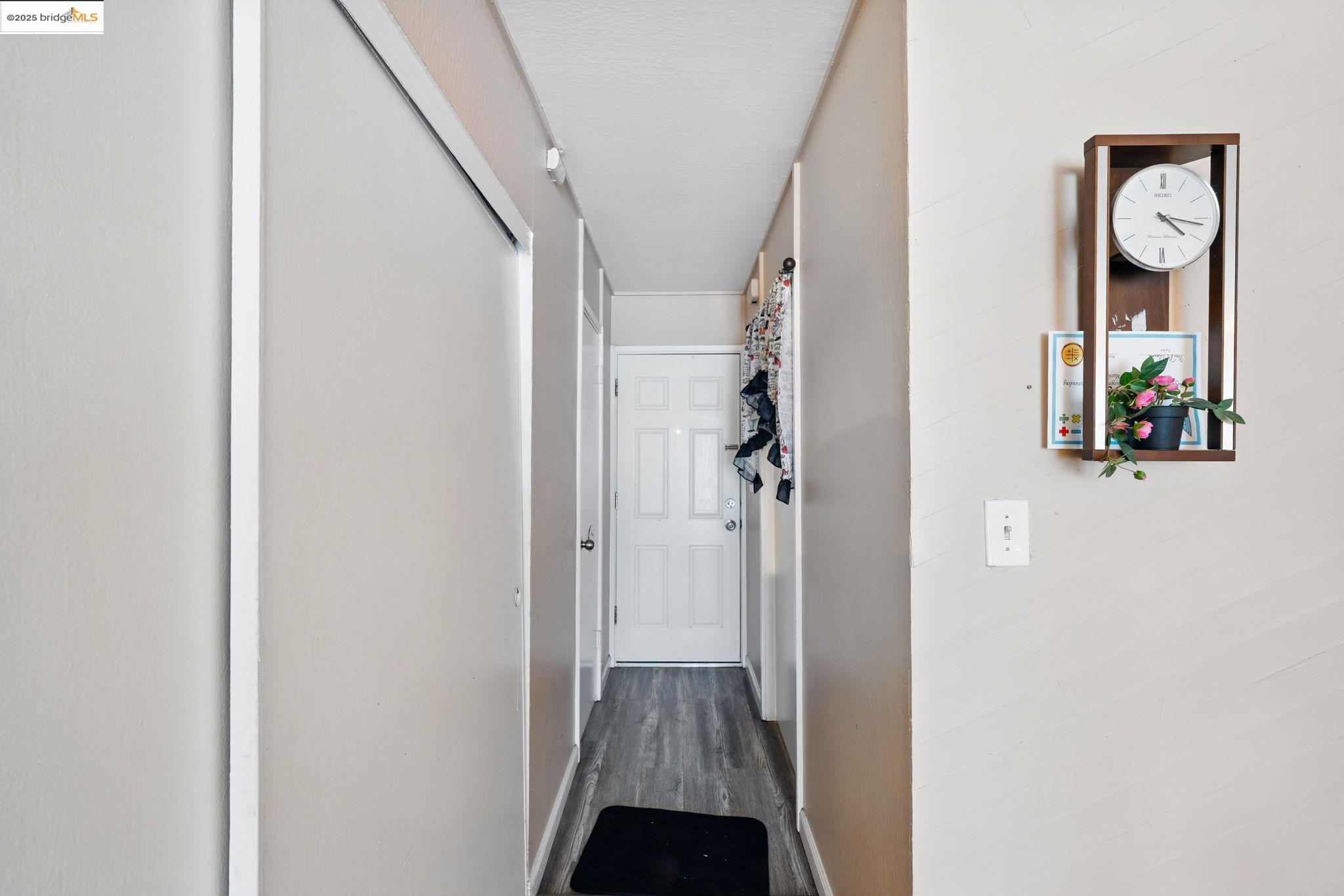 27505 Tampa Avenue # 16, Hayward, California 94544, 2 Bedrooms Bedrooms, 4 Rooms Rooms,1 BathroomBathrooms,Residential Lease,For Rent,27505 Tampa Avenue # 16,41095238