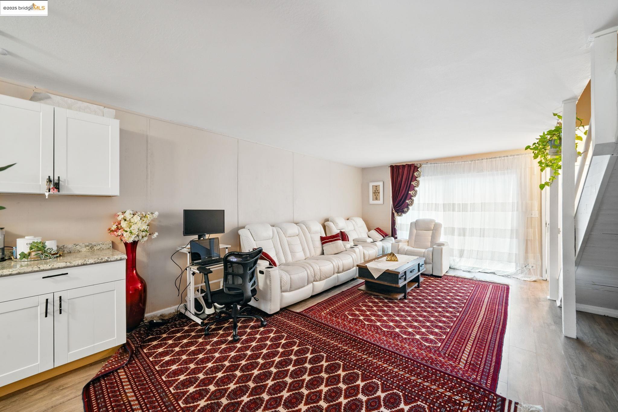 27505 Tampa Avenue # 16, Hayward, California 94544, 2 Bedrooms Bedrooms, 4 Rooms Rooms,1 BathroomBathrooms,Residential Lease,For Rent,27505 Tampa Avenue # 16,41095238