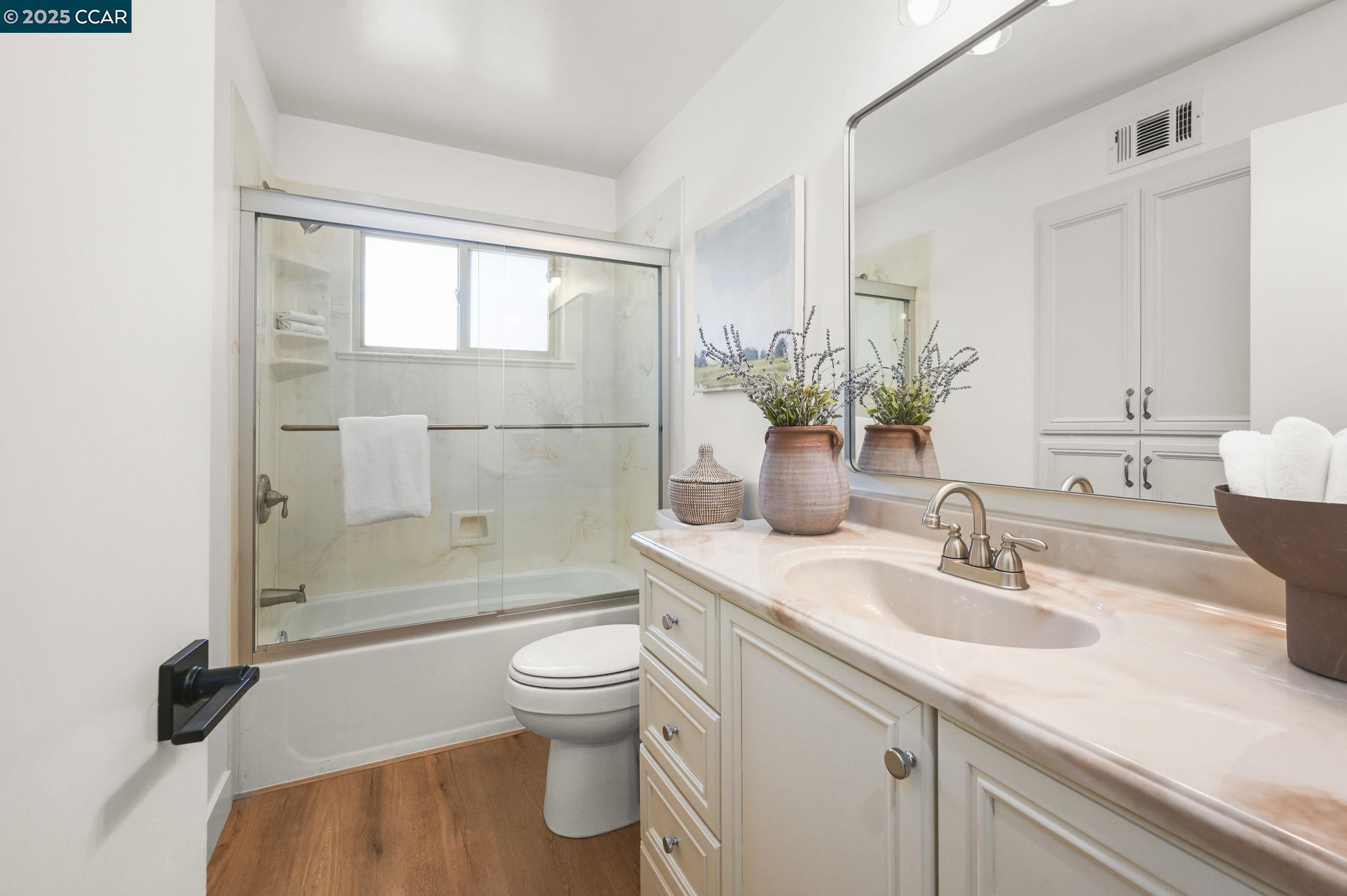Detail Gallery Image 18 of 45 For 241 Lombardi Cir, Walnut Creek,  CA 94598 - 3 Beds | 2 Baths