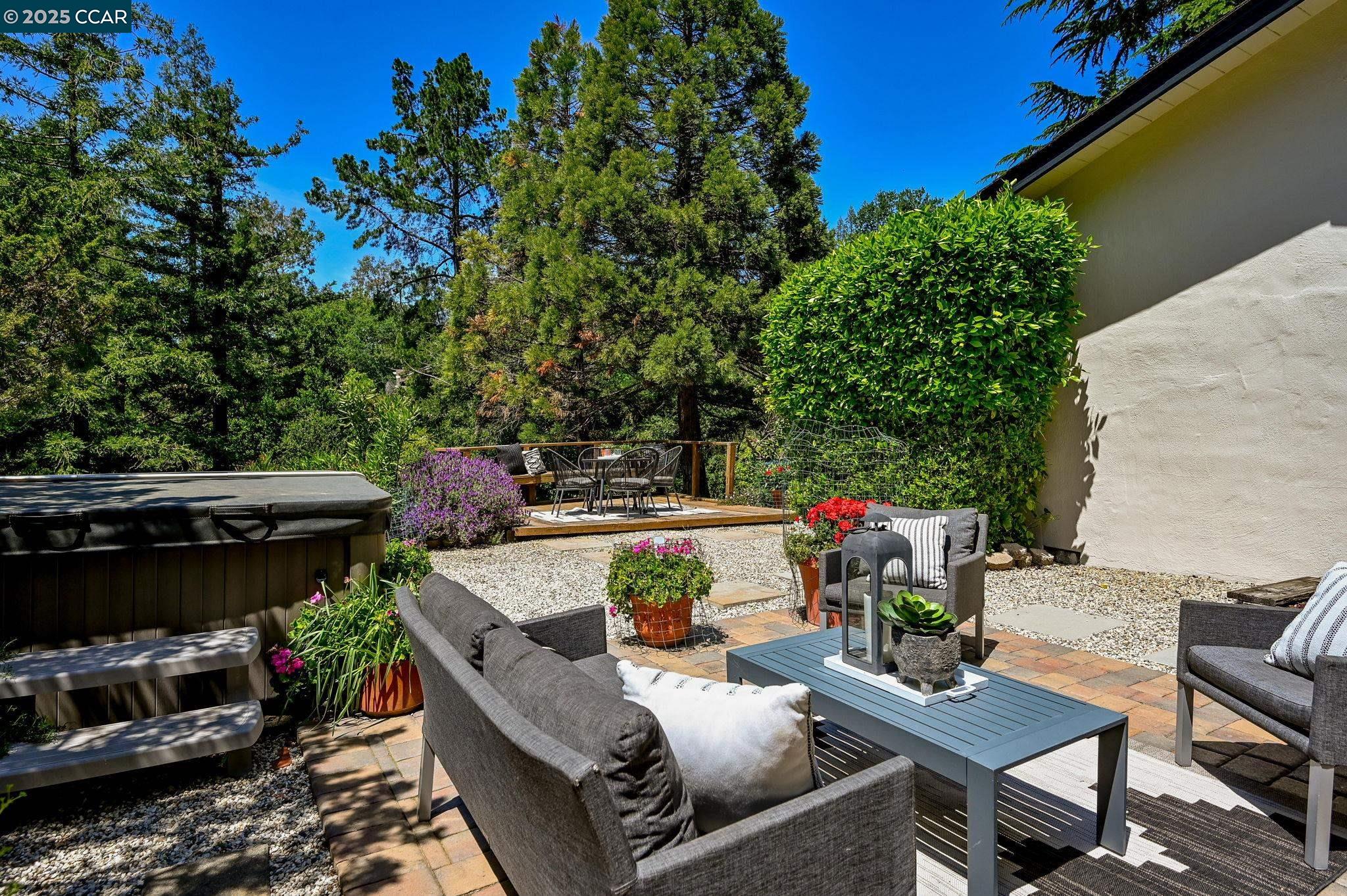 Detail Gallery Image 28 of 45 For 241 Lombardi Cir, Walnut Creek,  CA 94598 - 3 Beds | 2 Baths