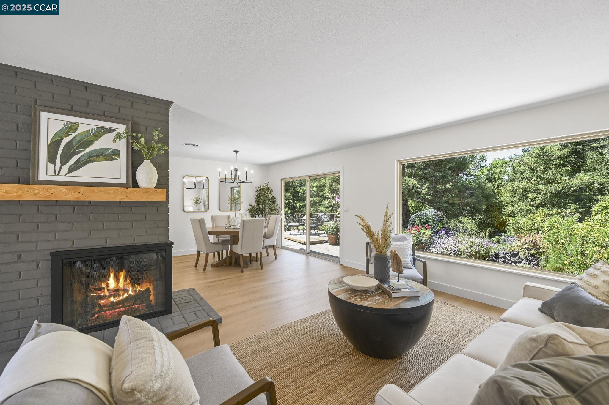 Detail Gallery Image 4 of 45 For 241 Lombardi Cir, Walnut Creek,  CA 94598 - 3 Beds | 2 Baths