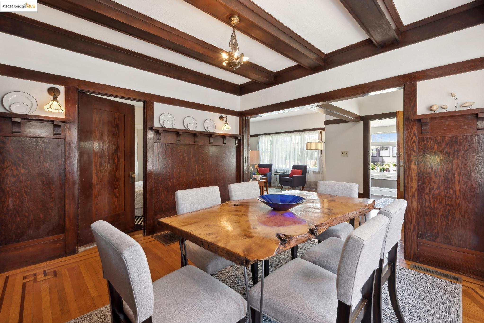 Detail Gallery Image 13 of 41 For 1820 Wood St, Alameda,  CA 94501 - 2 Beds | 1 Baths