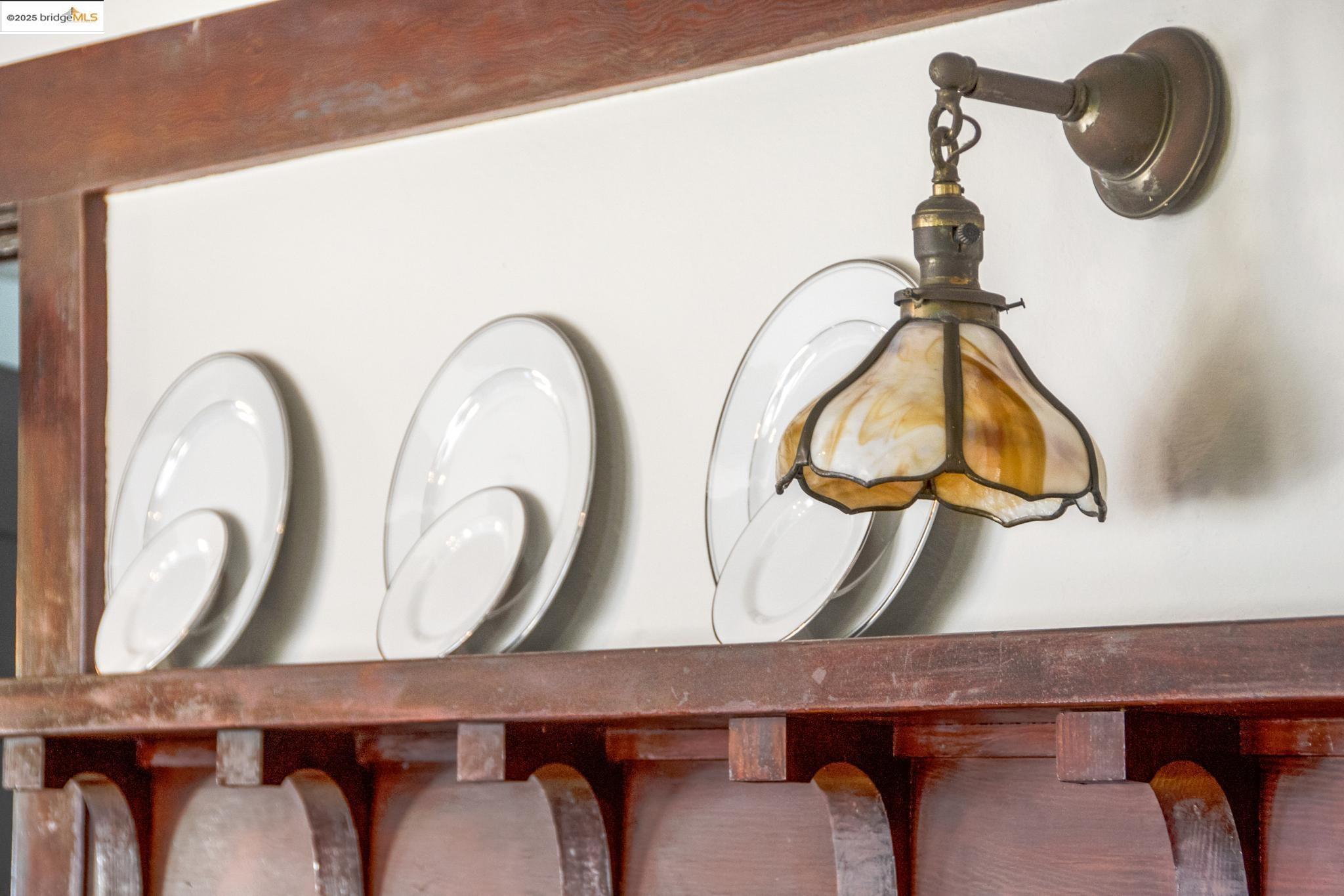 Detail Gallery Image 16 of 41 For 1820 Wood St, Alameda,  CA 94501 - 2 Beds | 1 Baths