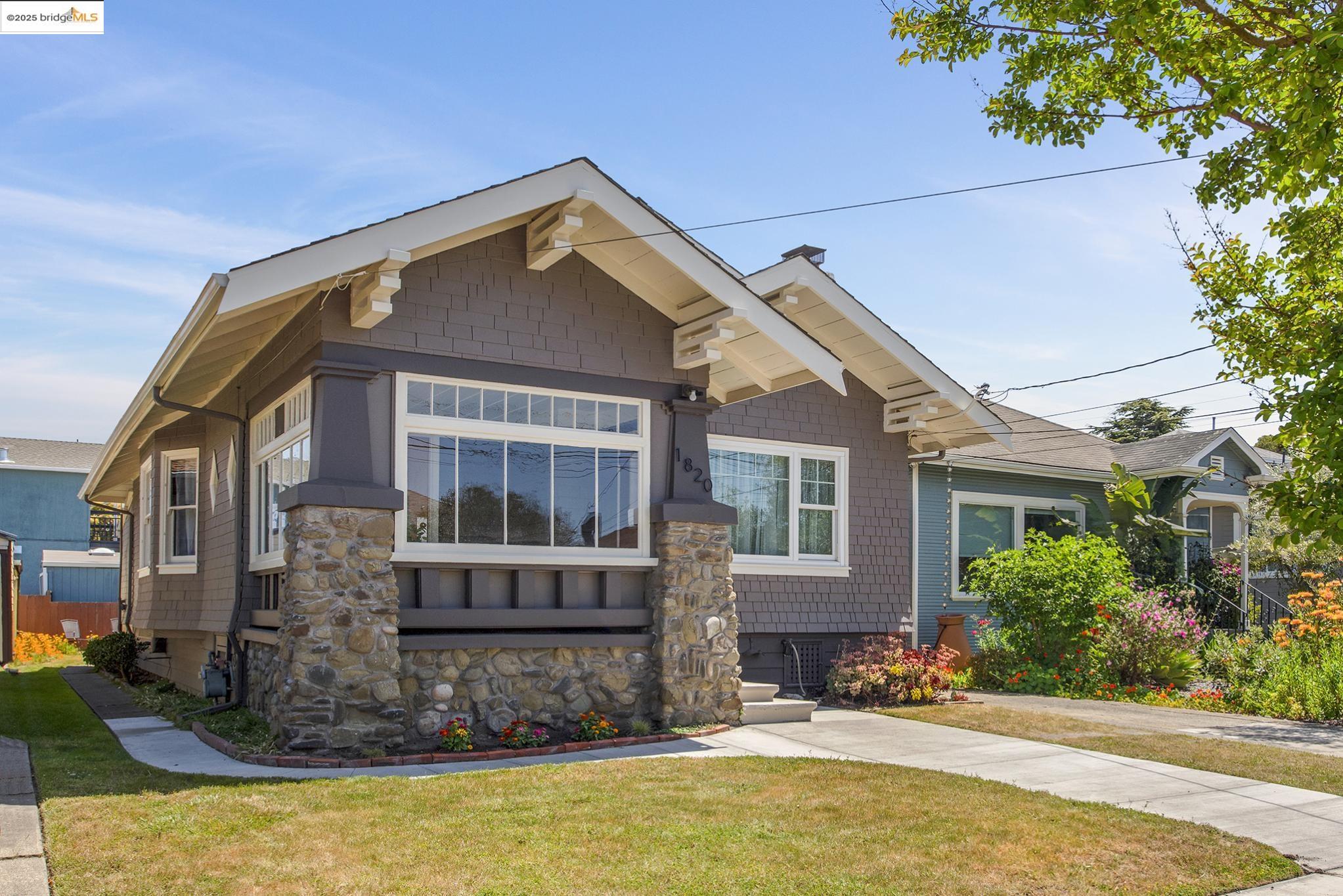 Detail Gallery Image 40 of 41 For 1820 Wood St, Alameda,  CA 94501 - 2 Beds | 1 Baths