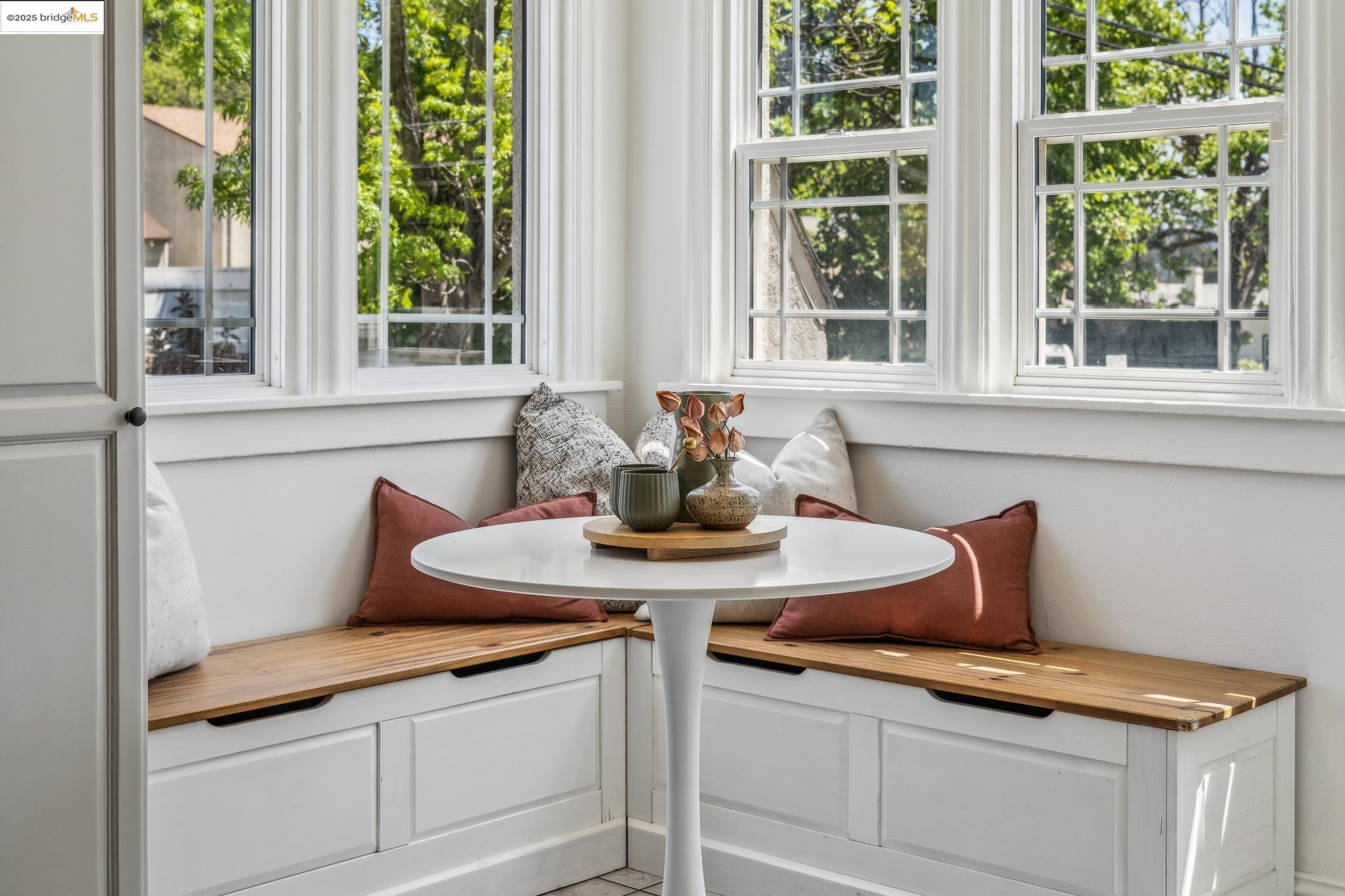 Detail Gallery Image 20 of 60 For 2956 55th Ave, Oakland,  CA 94605 - 3 Beds | 2 Baths
