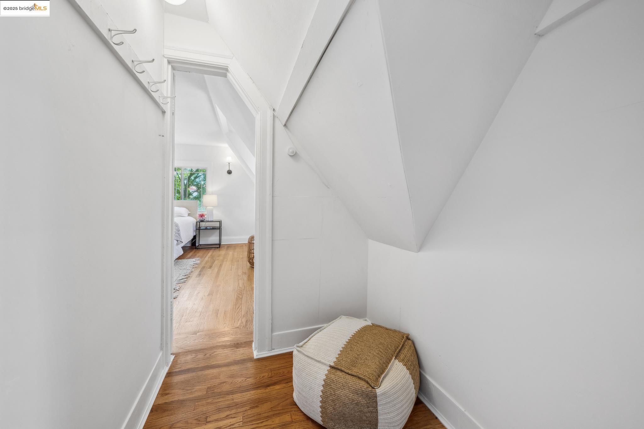 Detail Gallery Image 32 of 60 For 2956 55th Ave, Oakland,  CA 94605 - 3 Beds | 2 Baths