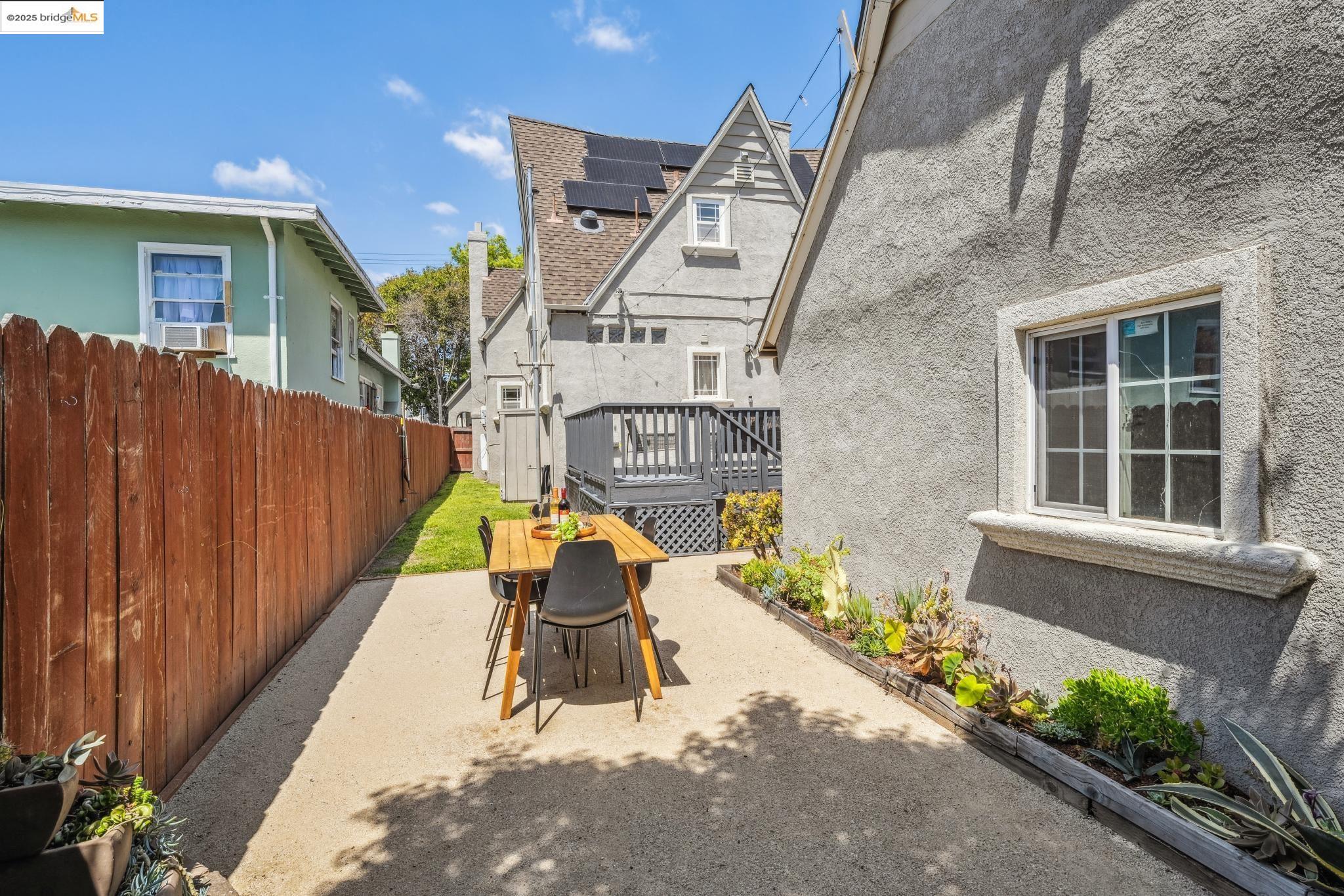 Detail Gallery Image 45 of 60 For 2956 55th Ave, Oakland,  CA 94605 - 3 Beds | 2 Baths