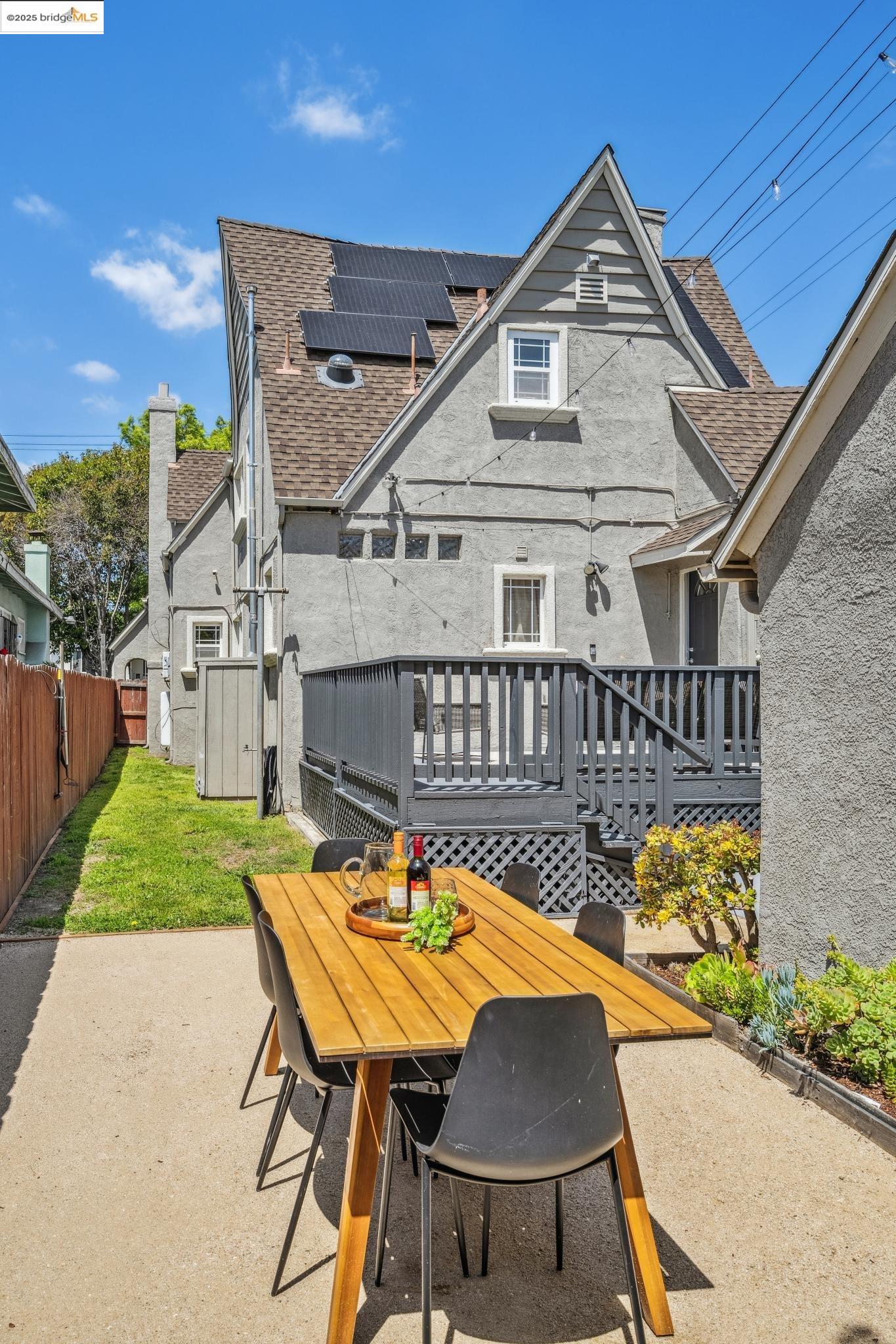 Detail Gallery Image 46 of 60 For 2956 55th Ave, Oakland,  CA 94605 - 3 Beds | 2 Baths