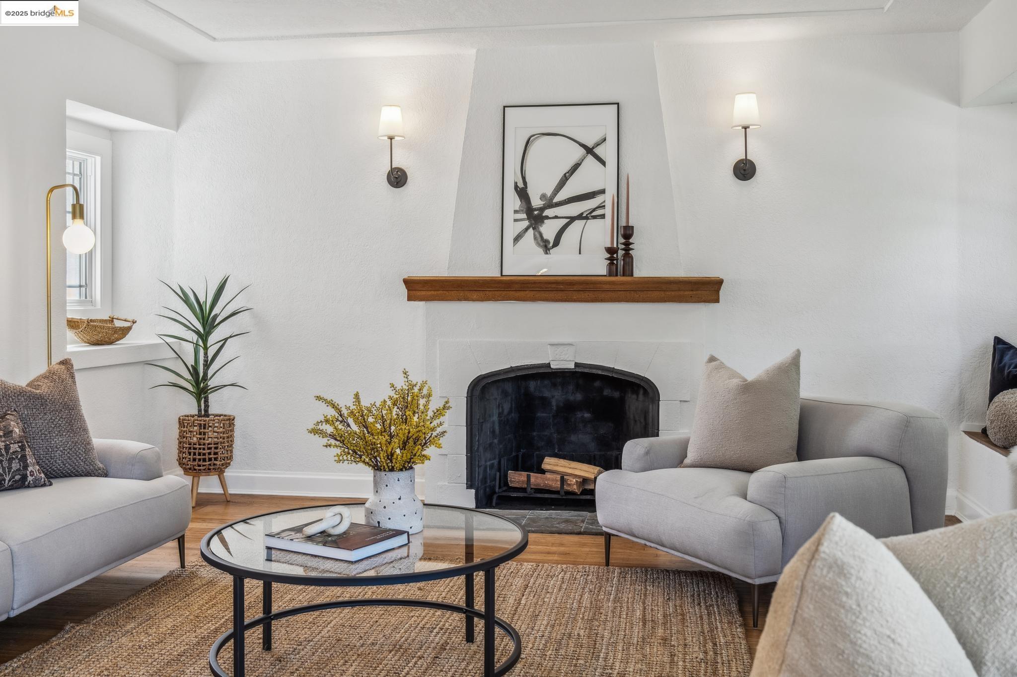 Detail Gallery Image 9 of 60 For 2956 55th Ave, Oakland,  CA 94605 - 3 Beds | 2 Baths