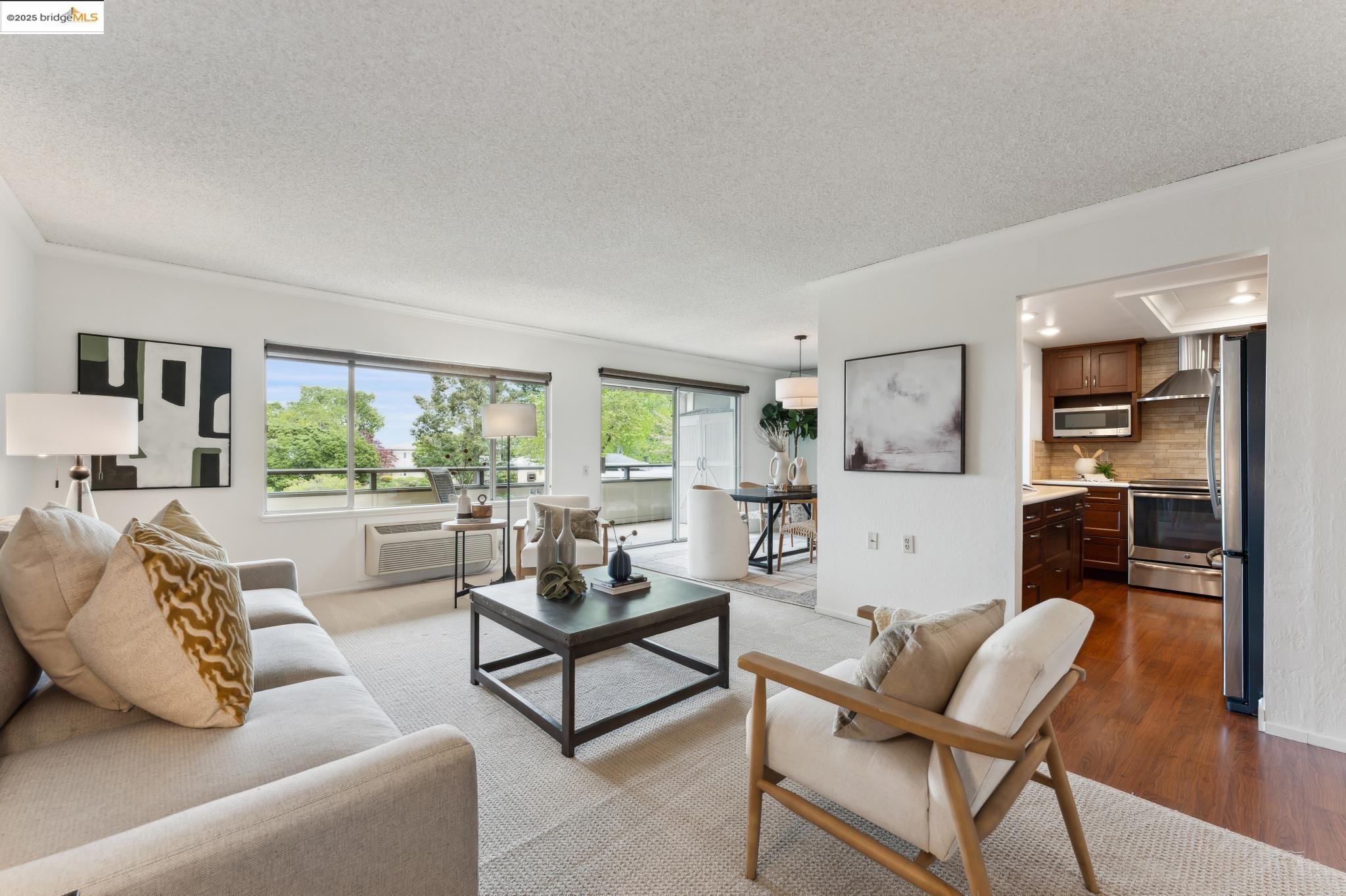 Photo #2: 41095245 Listing 