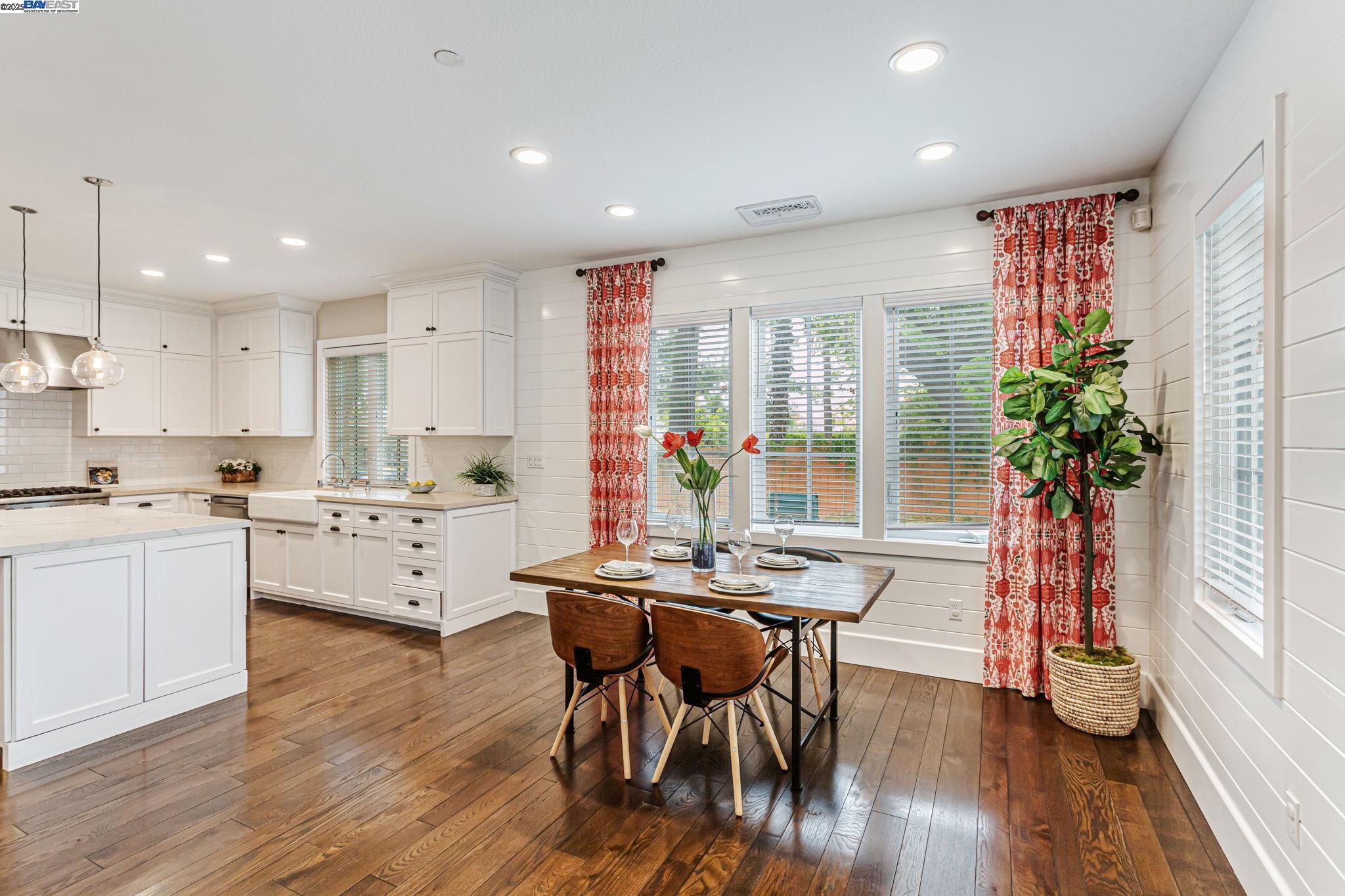Detail Gallery Image 12 of 46 For 43150 Calle Familia, Fremont,  CA 94539 - 4 Beds | 3/1 Baths