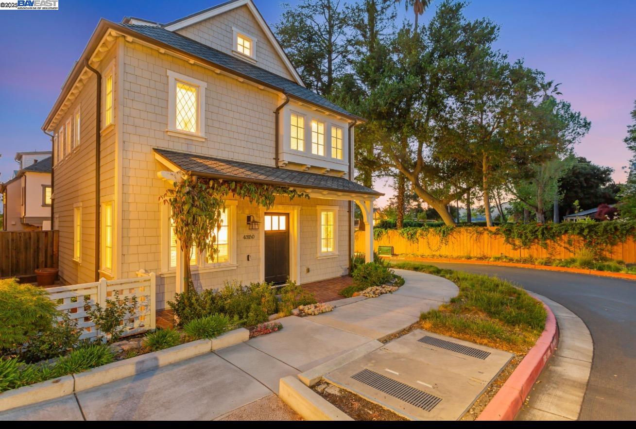Detail Gallery Image 43 of 46 For 43150 Calle Familia, Fremont,  CA 94539 - 4 Beds | 3/1 Baths