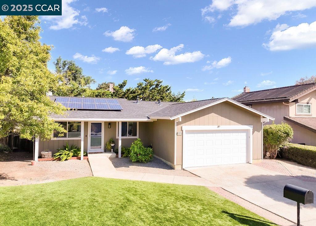 Detail Gallery Image 2 of 27 For 1155 Breckenridge Court, Martinez,  CA 94553-3501 - 3 Beds | 2 Baths