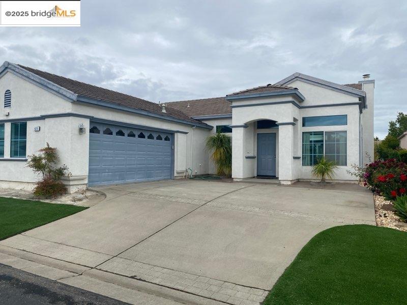 Detail Gallery Image 1 of 1 For 1575 Summerland Way, Brentwood,  CA 94513 - 2 Beds | 2 Baths