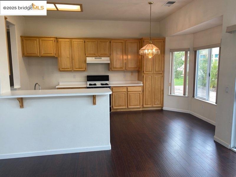 1575 Summerland Way, Brentwood, California 94513, 2 Bedrooms Bedrooms, 7 Rooms Rooms,2 BathroomsBathrooms,Residential Lease,For Rent,1575 Summerland Way,41095263