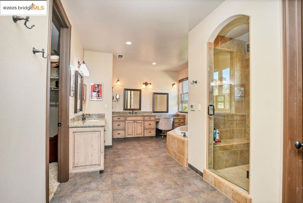 Detail Gallery Image 30 of 51 For 5560 Lanai Ct, Discovery Bay,  CA 94505 - 4 Beds | 2/1 Baths