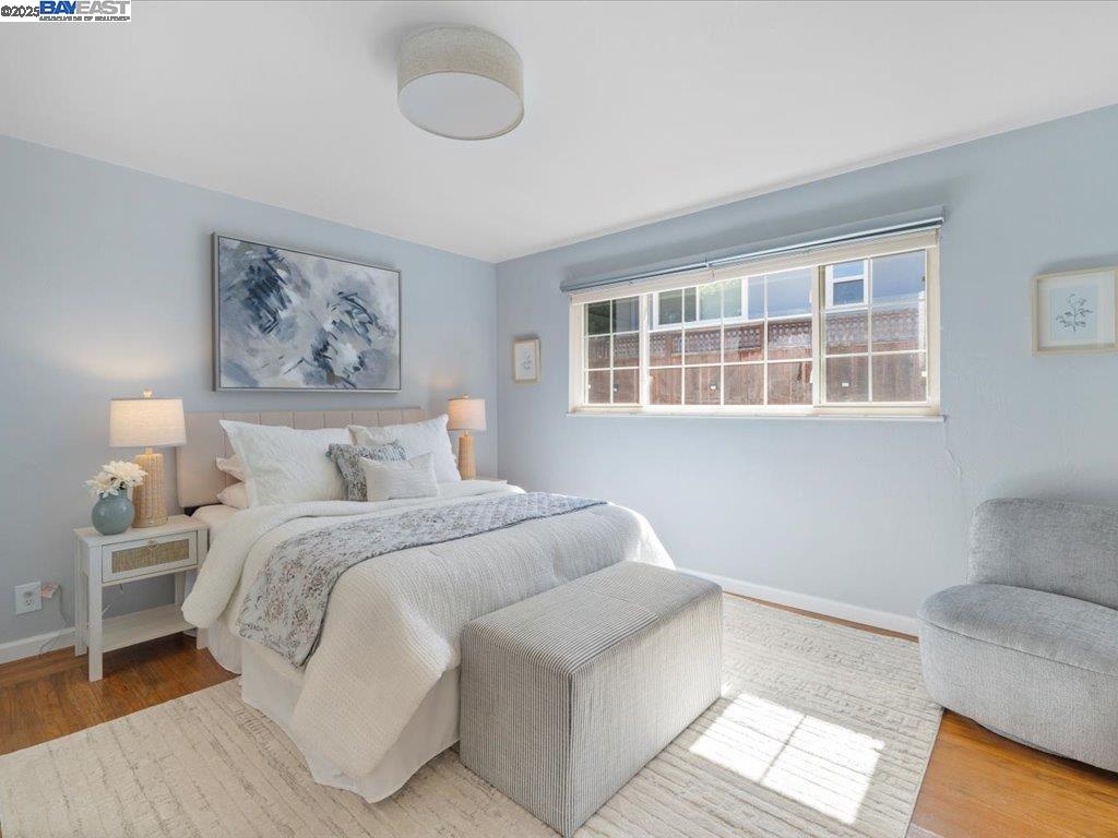 Detail Gallery Image 22 of 44 For 2457 San Carlos Ave, Castro Valley,  CA 94546 - 3 Beds | 2 Baths