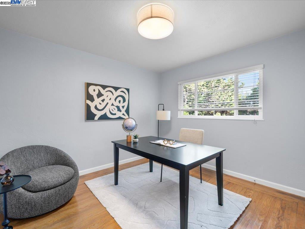 Detail Gallery Image 27 of 44 For 2457 San Carlos Ave, Castro Valley,  CA 94546 - 3 Beds | 2 Baths