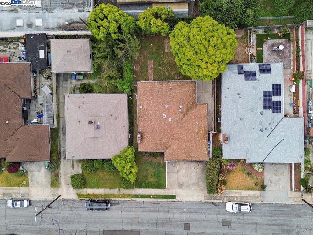 Detail Gallery Image 41 of 44 For 2457 San Carlos Ave, Castro Valley,  CA 94546 - 3 Beds | 2 Baths