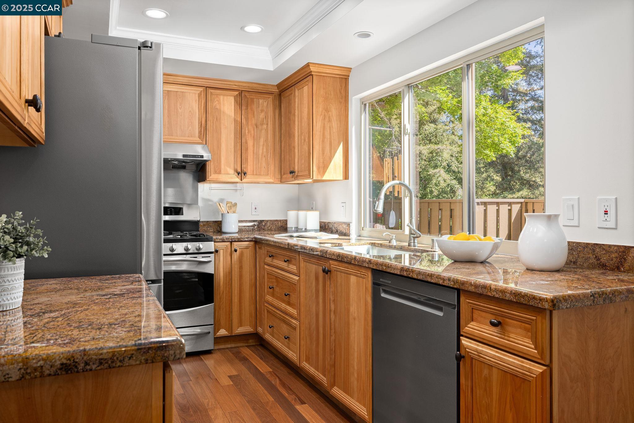 Photo #7: 41095273 Listing: Photo #7