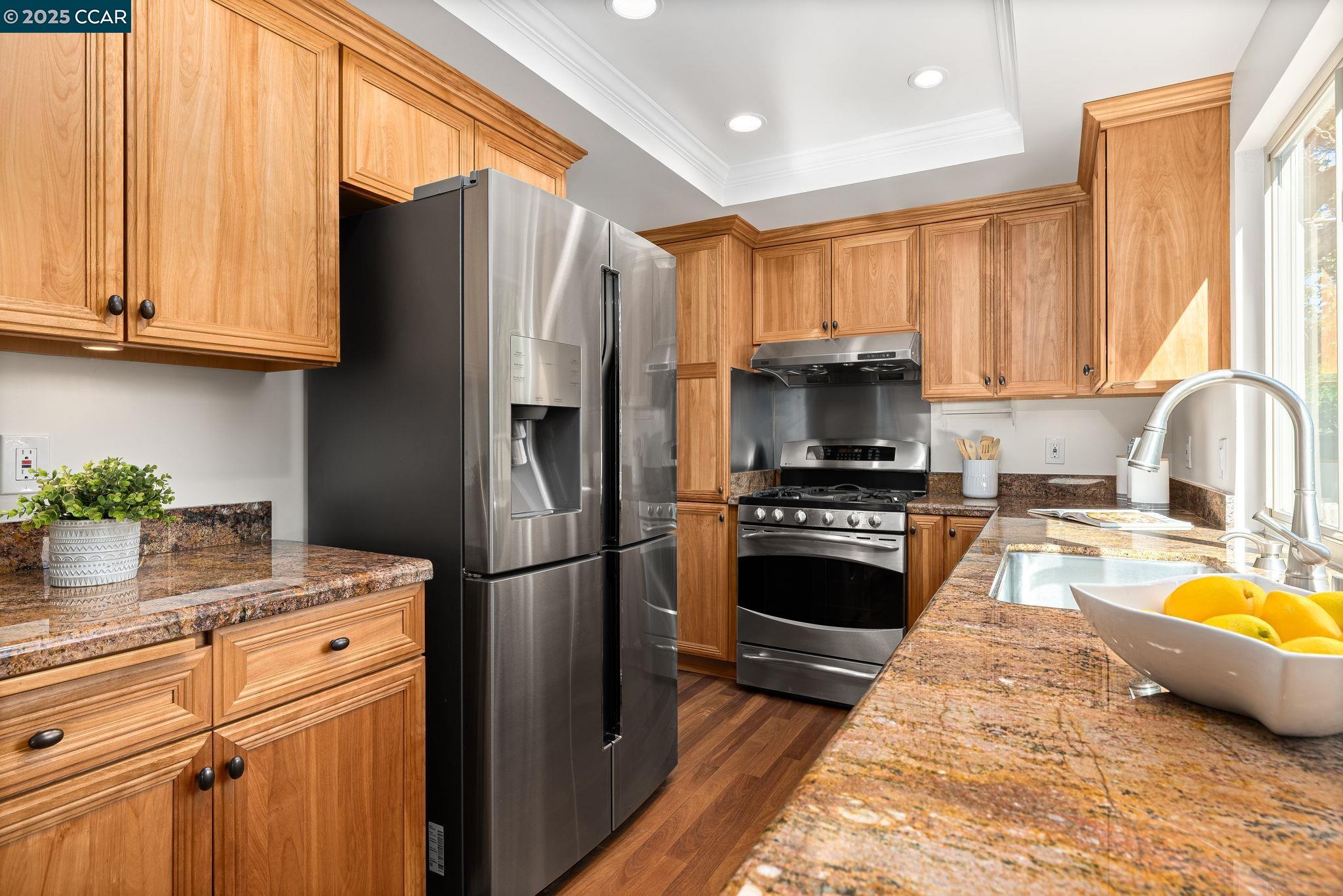 Photo #8: 41095273 Listing: Photo #8