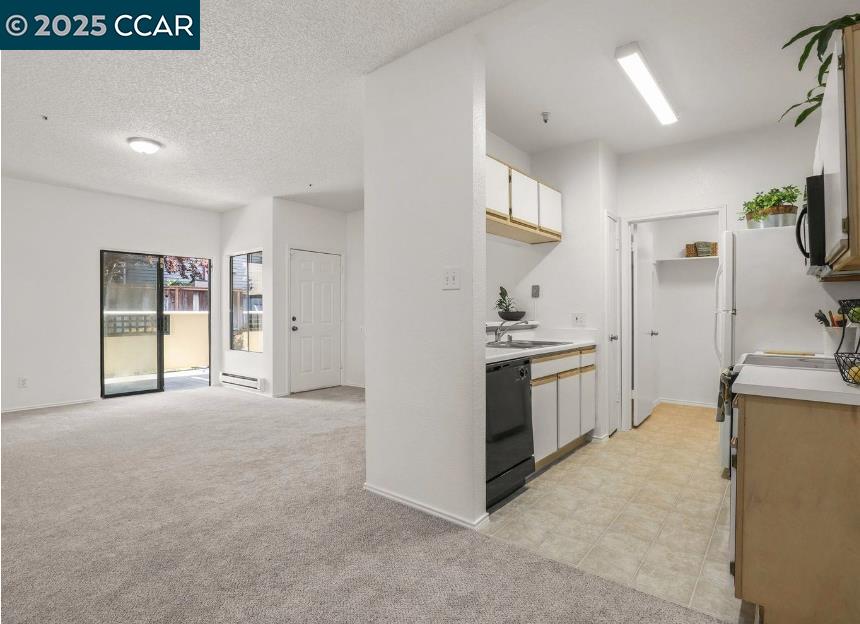Detail Gallery Image 8 of 31 For 1201 Glen Cove Pkwy, #1801,  Vallejo,  CA 94591 - 2 Beds | 2 Baths