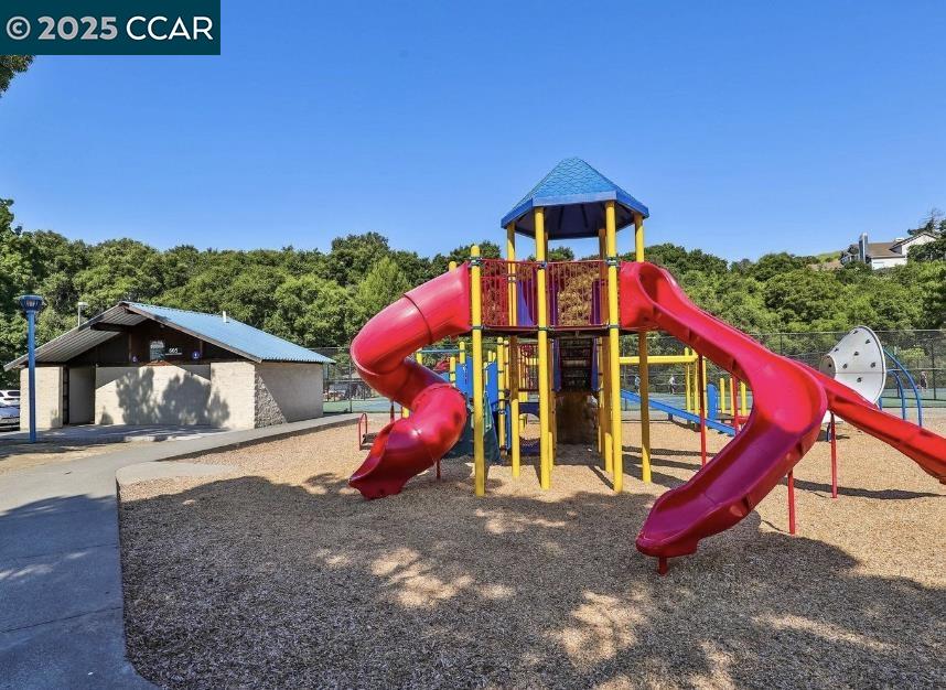 Detail Gallery Image 21 of 31 For 1201 Glen Cove Pkwy, #1801,  Vallejo,  CA 94591 - 2 Beds | 2 Baths