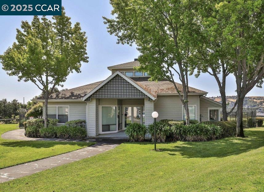 Detail Gallery Image 23 of 31 For 1201 Glen Cove Pkwy, #1801,  Vallejo,  CA 94591 - 2 Beds | 2 Baths