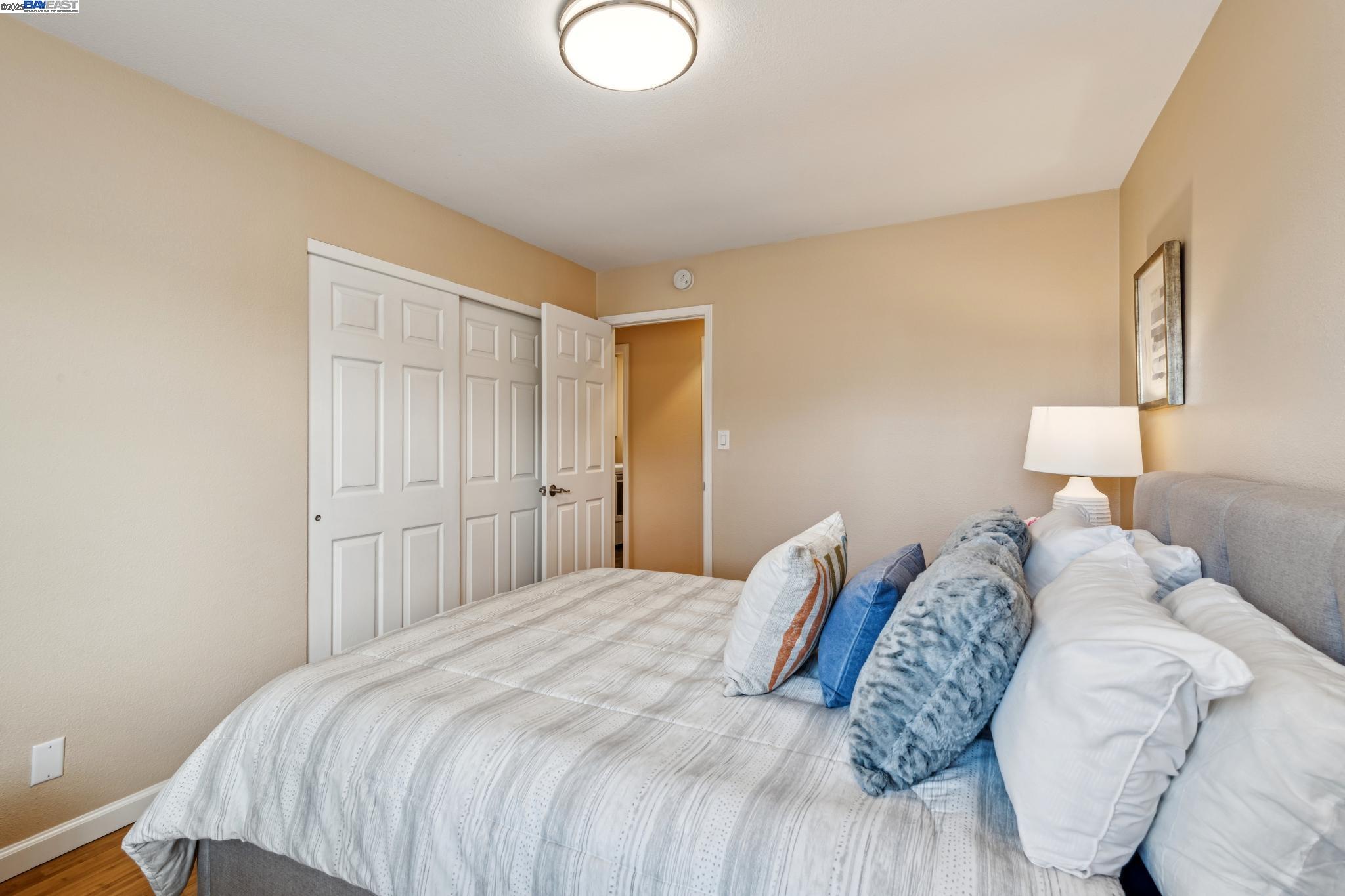 Detail Gallery Image 27 of 53 For 1083 Mangrove Ln, Alameda,  CA 94502 - 2 Beds | 2 Baths