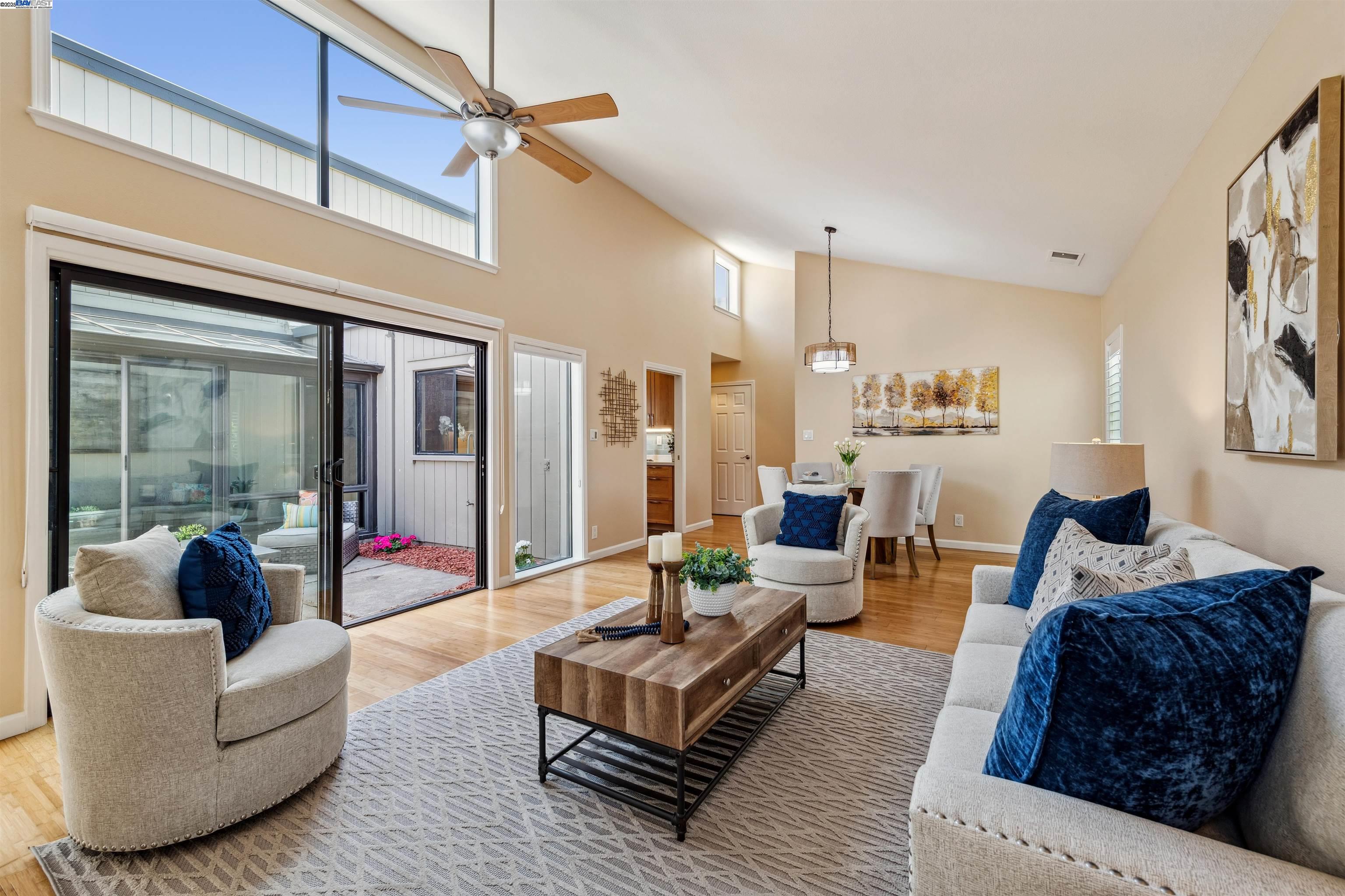 Detail Gallery Image 9 of 53 For 1083 Mangrove Ln, Alameda,  CA 94502 - 2 Beds | 2 Baths