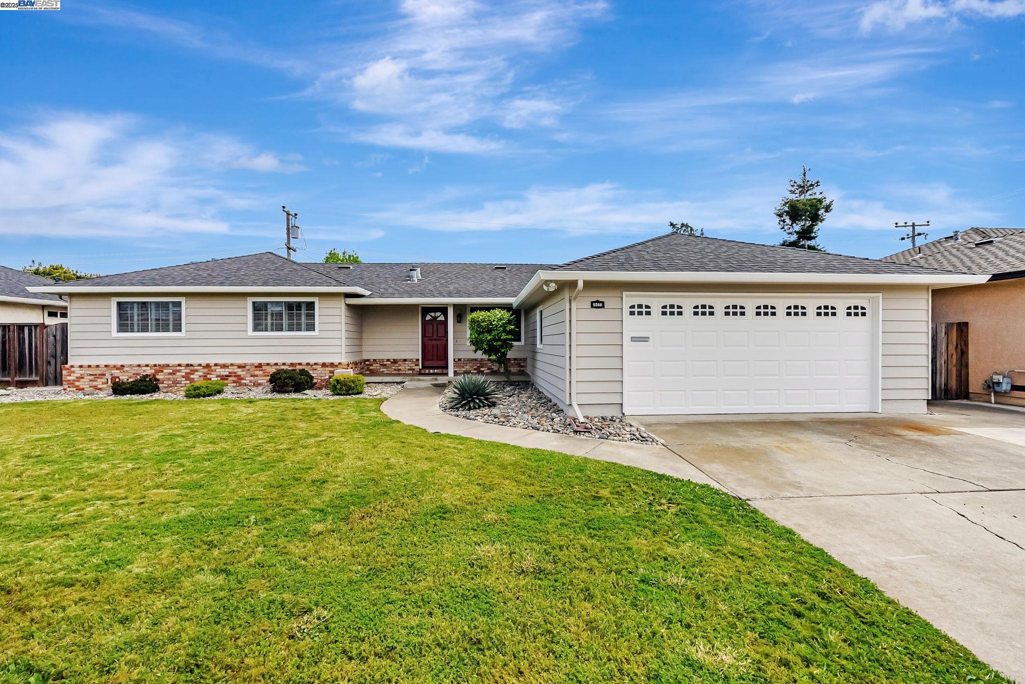Detail Gallery Image 1 of 1 For 5268 Eggers Drive, Fremont,  CA 94536-7142 - 4 Beds | 2 Baths