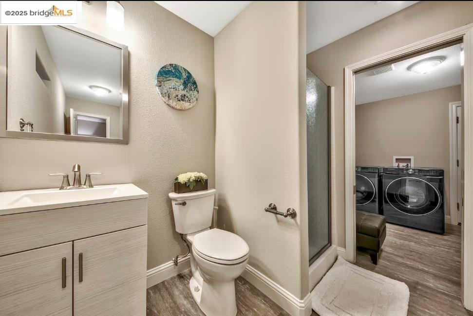 Detail Gallery Image 12 of 18 For 1029 Shepherds Dr #11, South Lake Tahoe,  CA 96150 - 4 Beds | 3 Baths