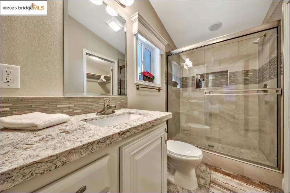 Detail Gallery Image 13 of 18 For 1029 Shepherds Dr #11, South Lake Tahoe,  CA 96150 - 4 Beds | 3 Baths