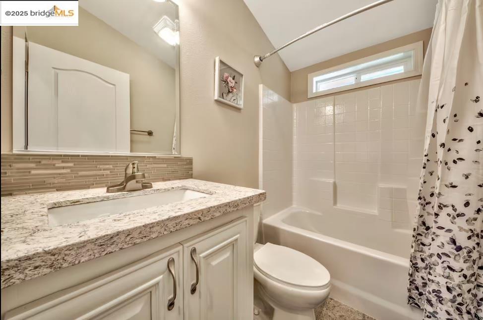 Detail Gallery Image 14 of 18 For 1029 Shepherds Dr #11, South Lake Tahoe,  CA 96150 - 4 Beds | 3 Baths