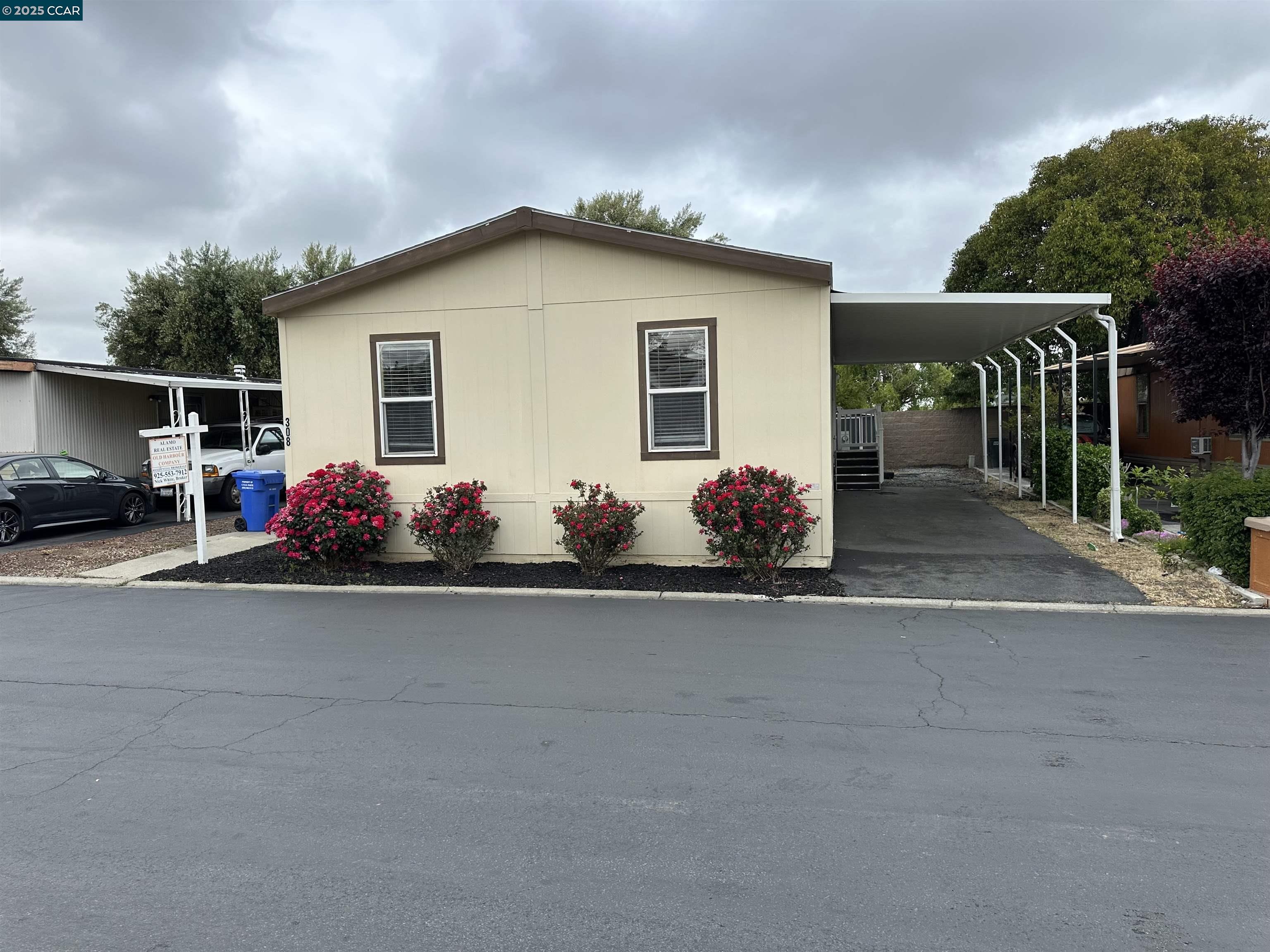 Detail Gallery Image 1 of 1 For 308 Jacinto, Pittsburg,  CA 94565 - 4 Beds | 2 Baths