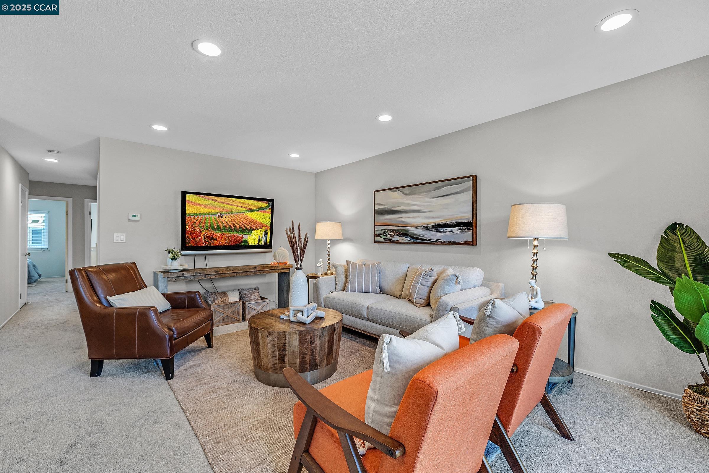 Detail Gallery Image 3 of 34 For 3065 Fostoria Cir, Danville,  CA 94526 - 3 Beds | 2 Baths