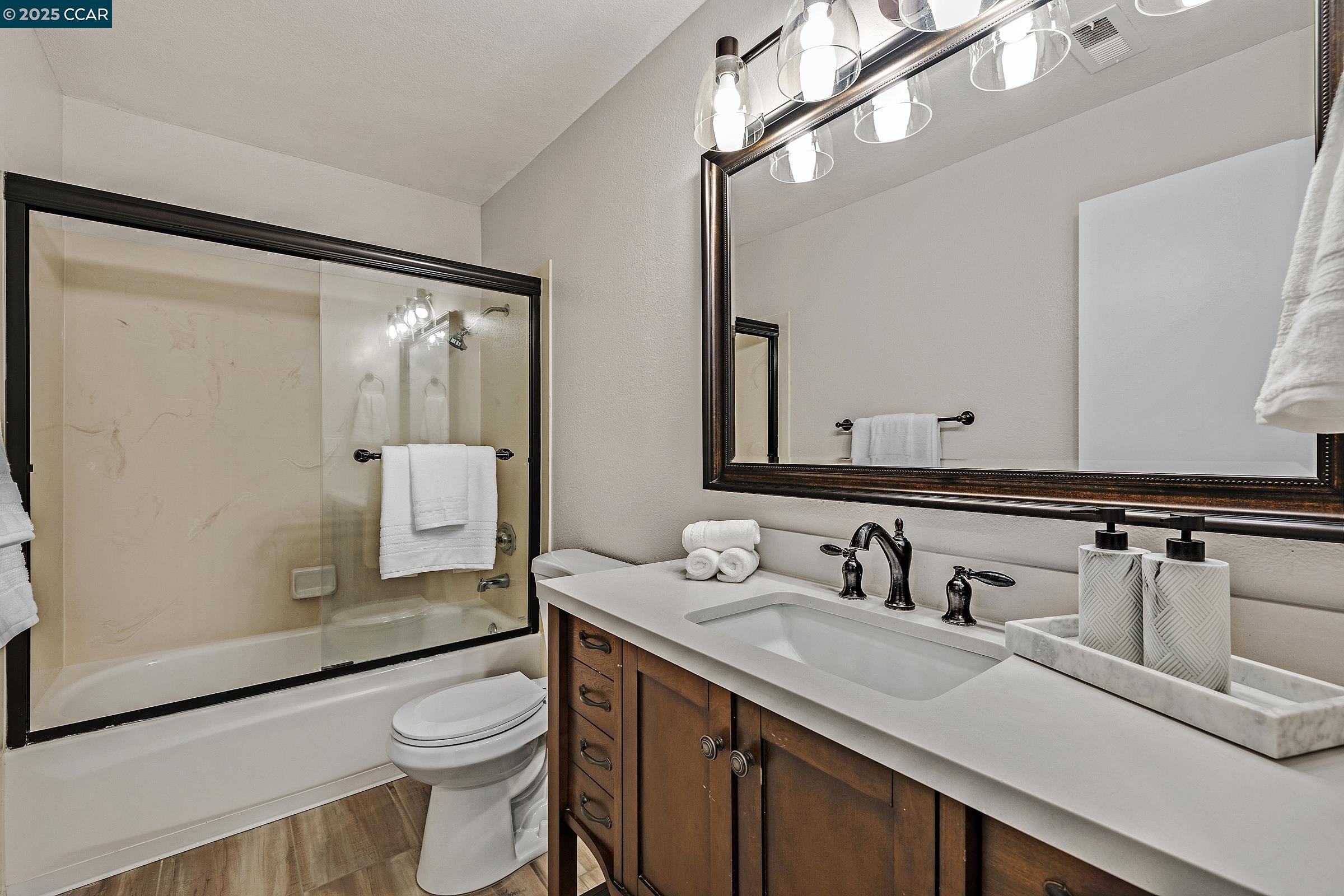 Detail Gallery Image 25 of 34 For 3065 Fostoria Cir, Danville,  CA 94526 - 3 Beds | 2 Baths