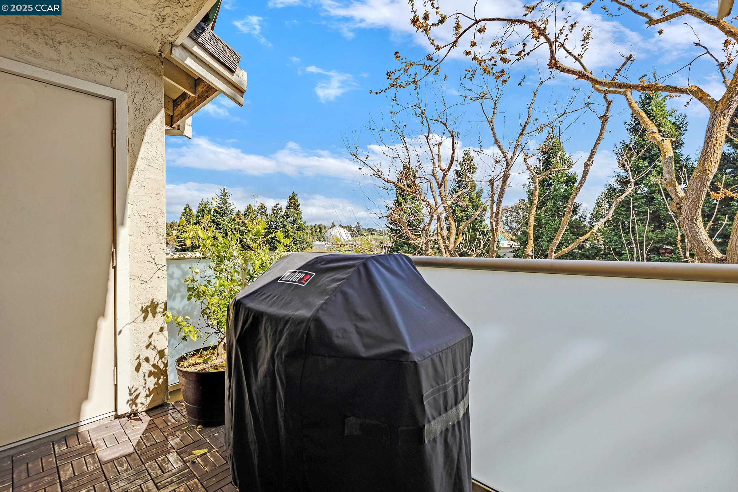 Detail Gallery Image 32 of 34 For 3065 Fostoria Cir, Danville,  CA 94526 - 3 Beds | 2 Baths