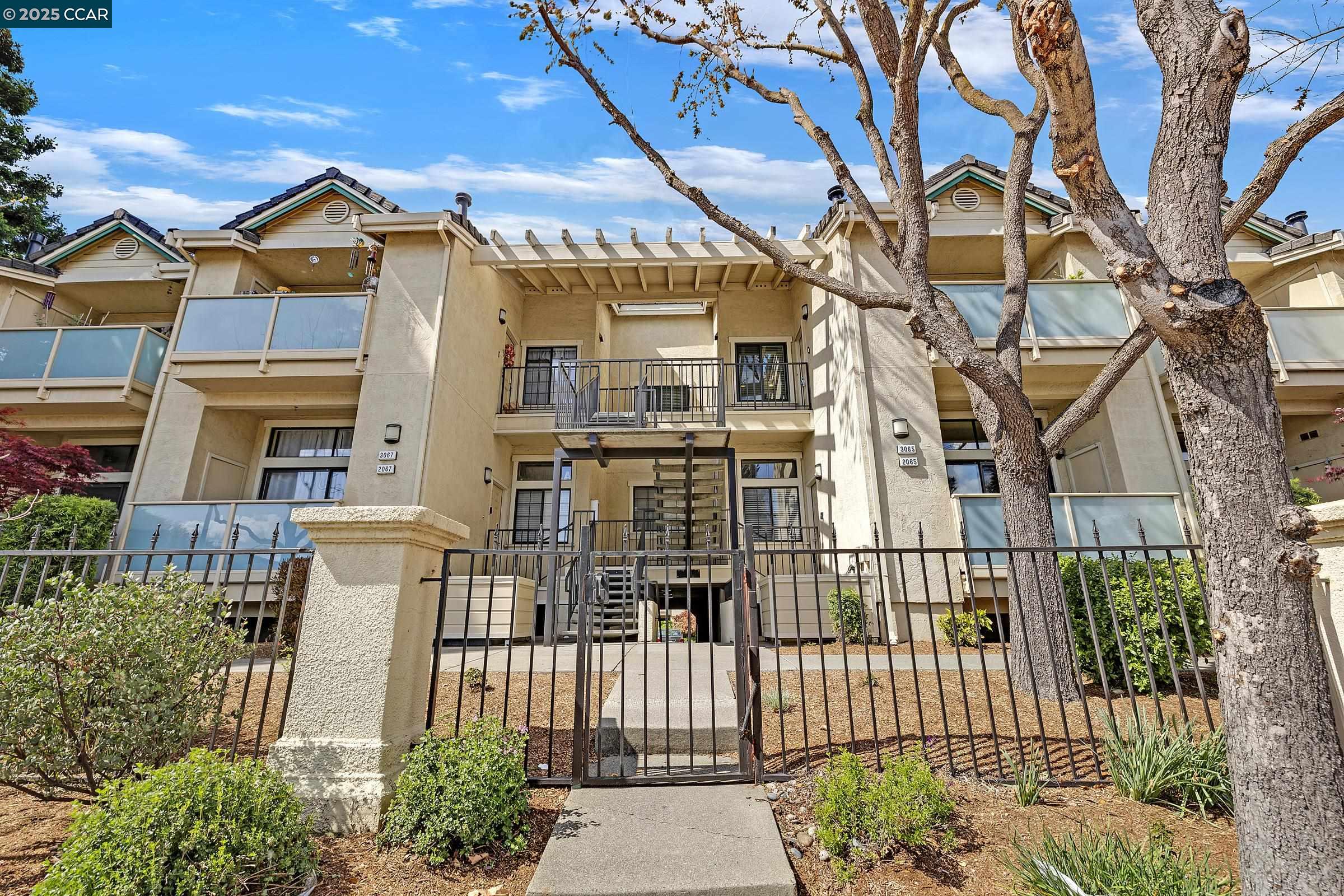 Detail Gallery Image 33 of 34 For 3065 Fostoria Cir, Danville,  CA 94526 - 3 Beds | 2 Baths