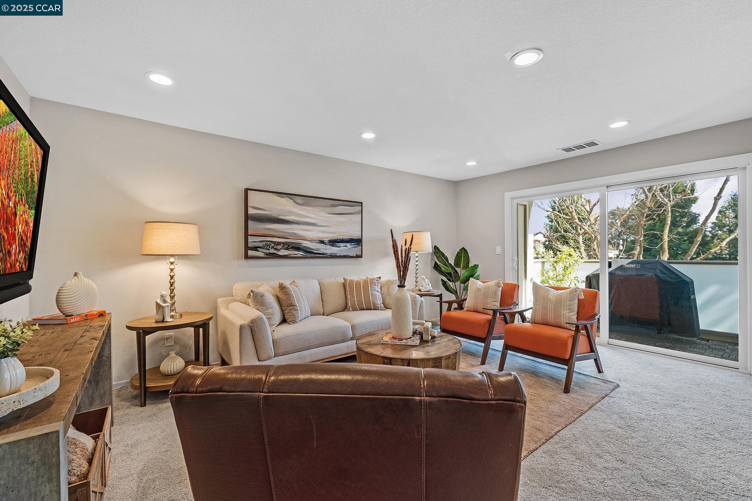 Detail Gallery Image 5 of 34 For 3065 Fostoria Cir, Danville,  CA 94526 - 3 Beds | 2 Baths