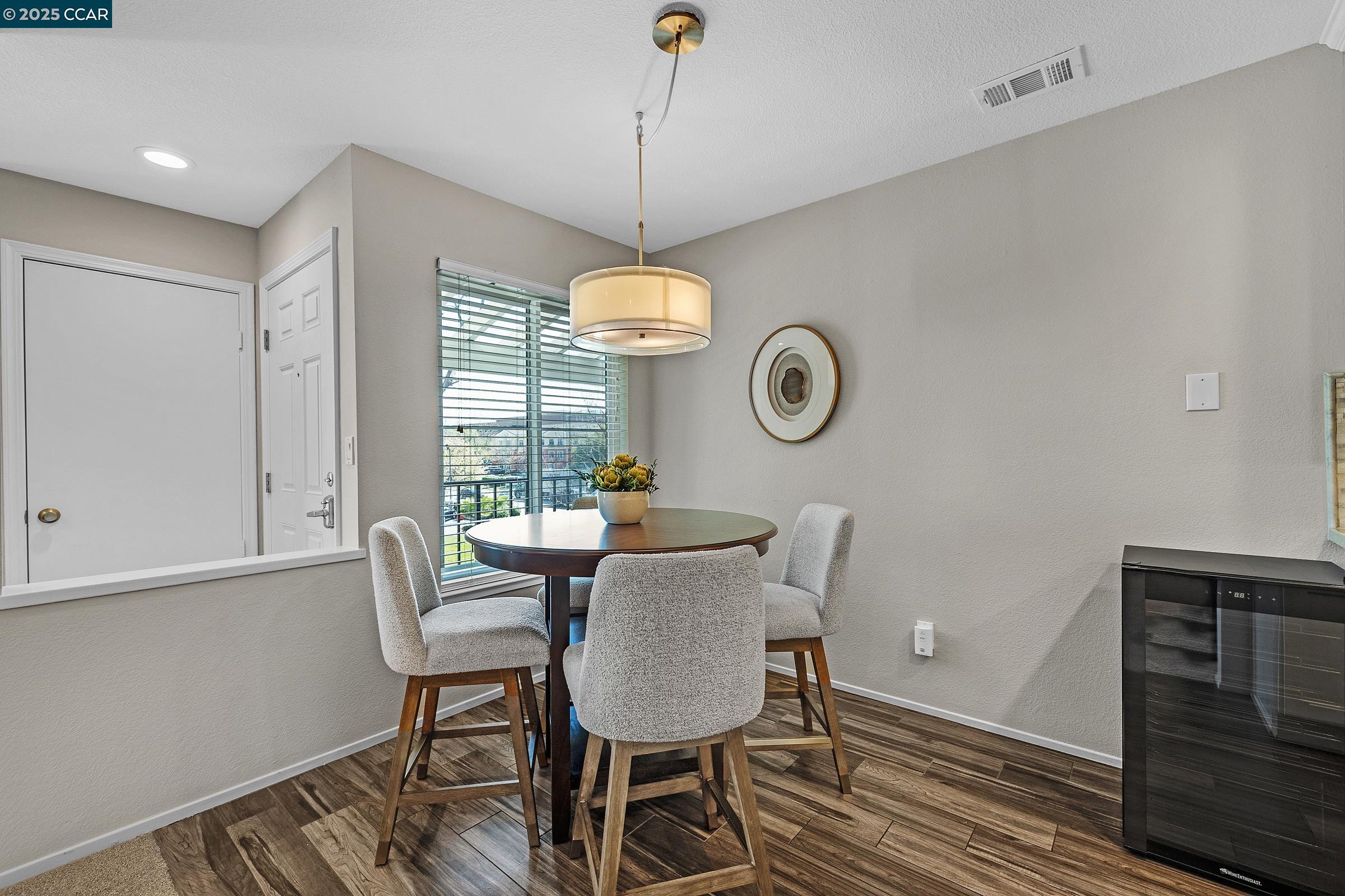 Detail Gallery Image 7 of 34 For 3065 Fostoria Cir, Danville,  CA 94526 - 3 Beds | 2 Baths
