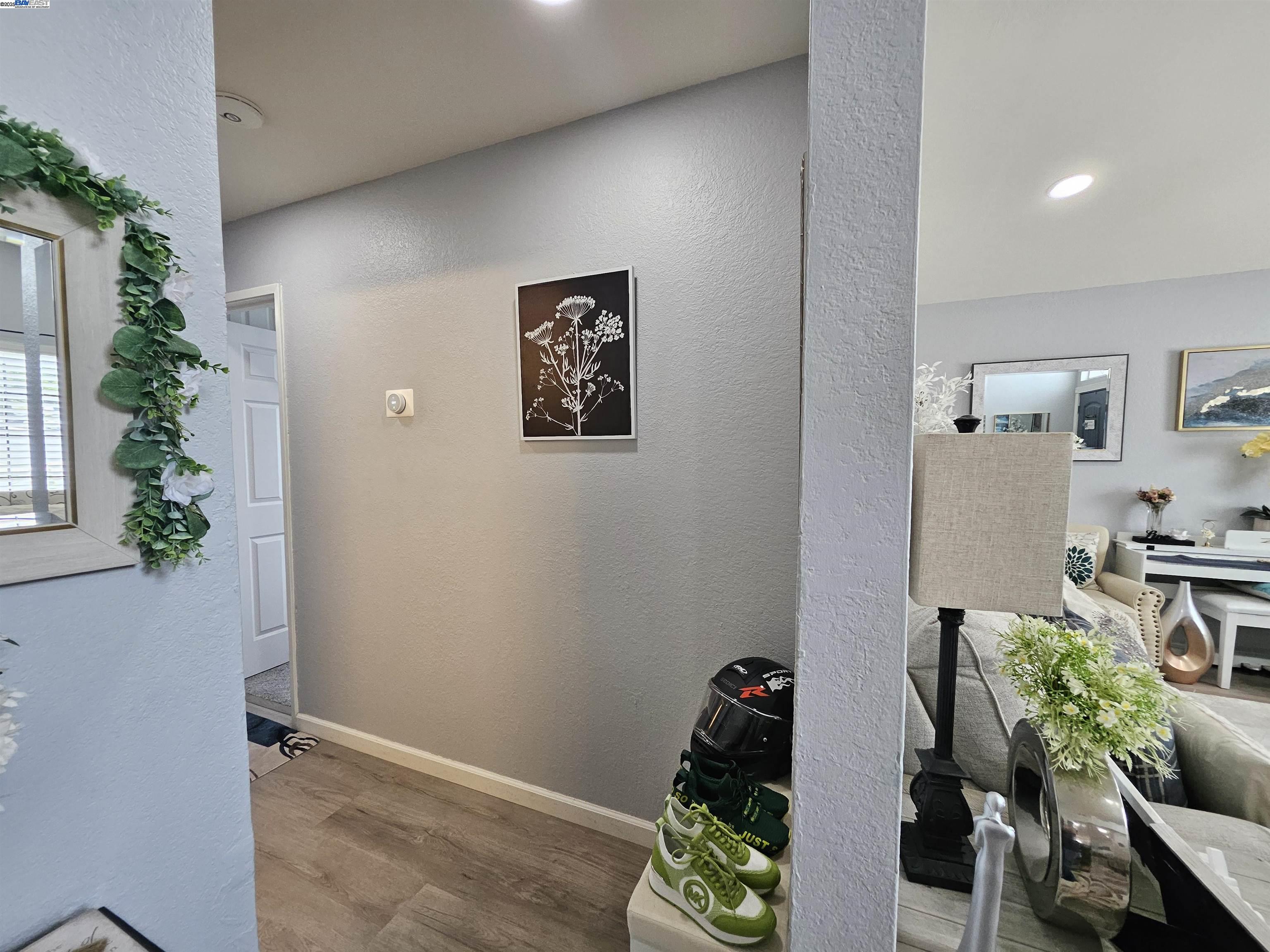Detail Gallery Image 22 of 59 For 20 Dunes Way, Antioch,  CA 94509 - 3 Beds | 2 Baths